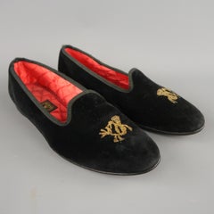 Vintage Men's WATHNE Size 9.5 Black Velvet Gold Embroidered Horn Slippers