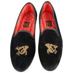 Vintage Men's WATHNE Size 9.5 Black Velvet Gold Embroidered Horn Slippers