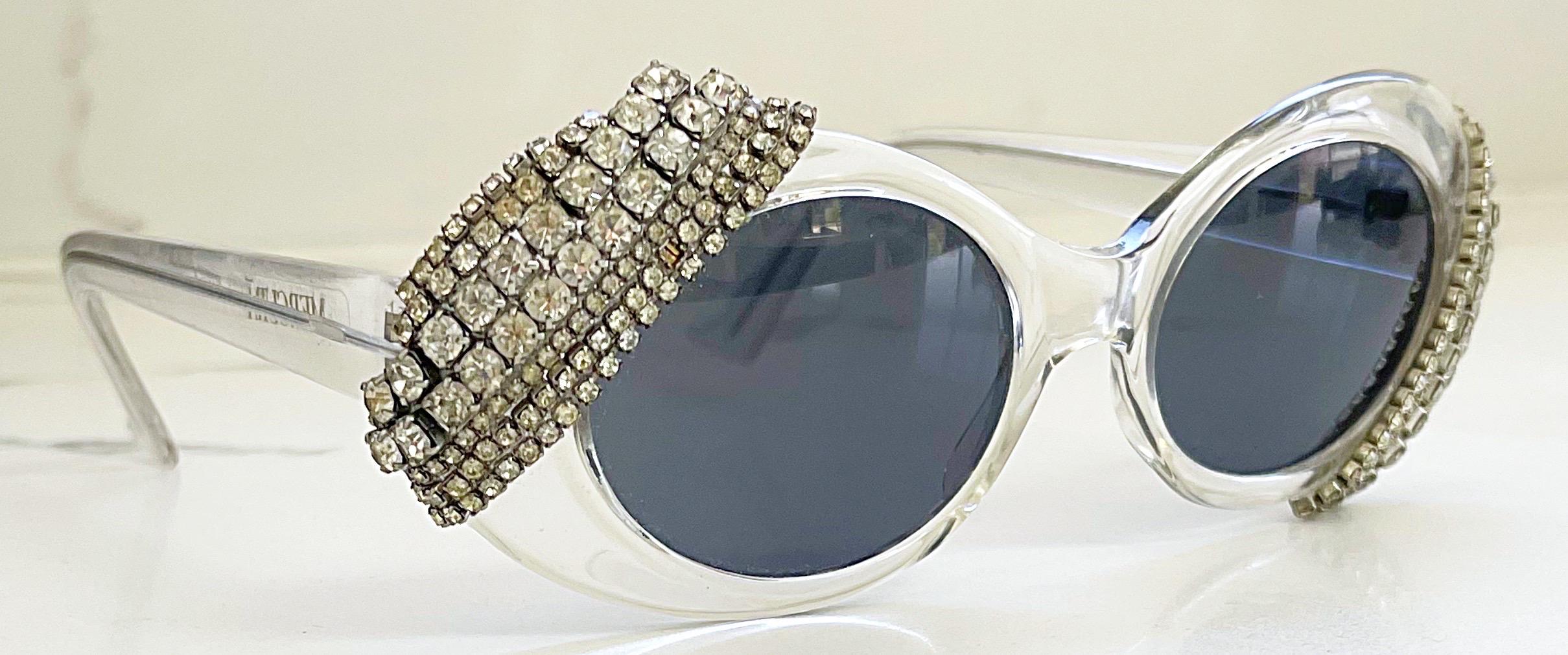 Vintage Mercura NYC Rihanna Clear + Rhinestone Jackie O 60s Style Sunglasses In Excellent Condition For Sale In San Diego, CA