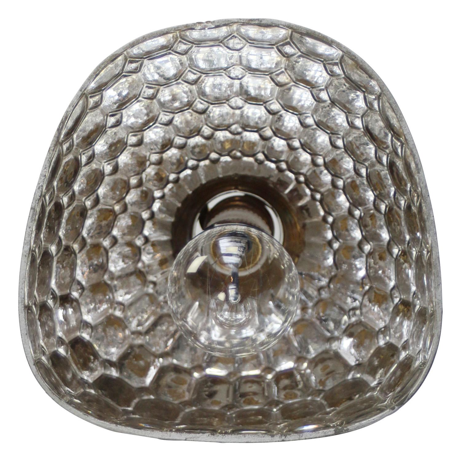 Allemand Lampe murale d'applique en laiton à miroir Mercury Vintage en vente