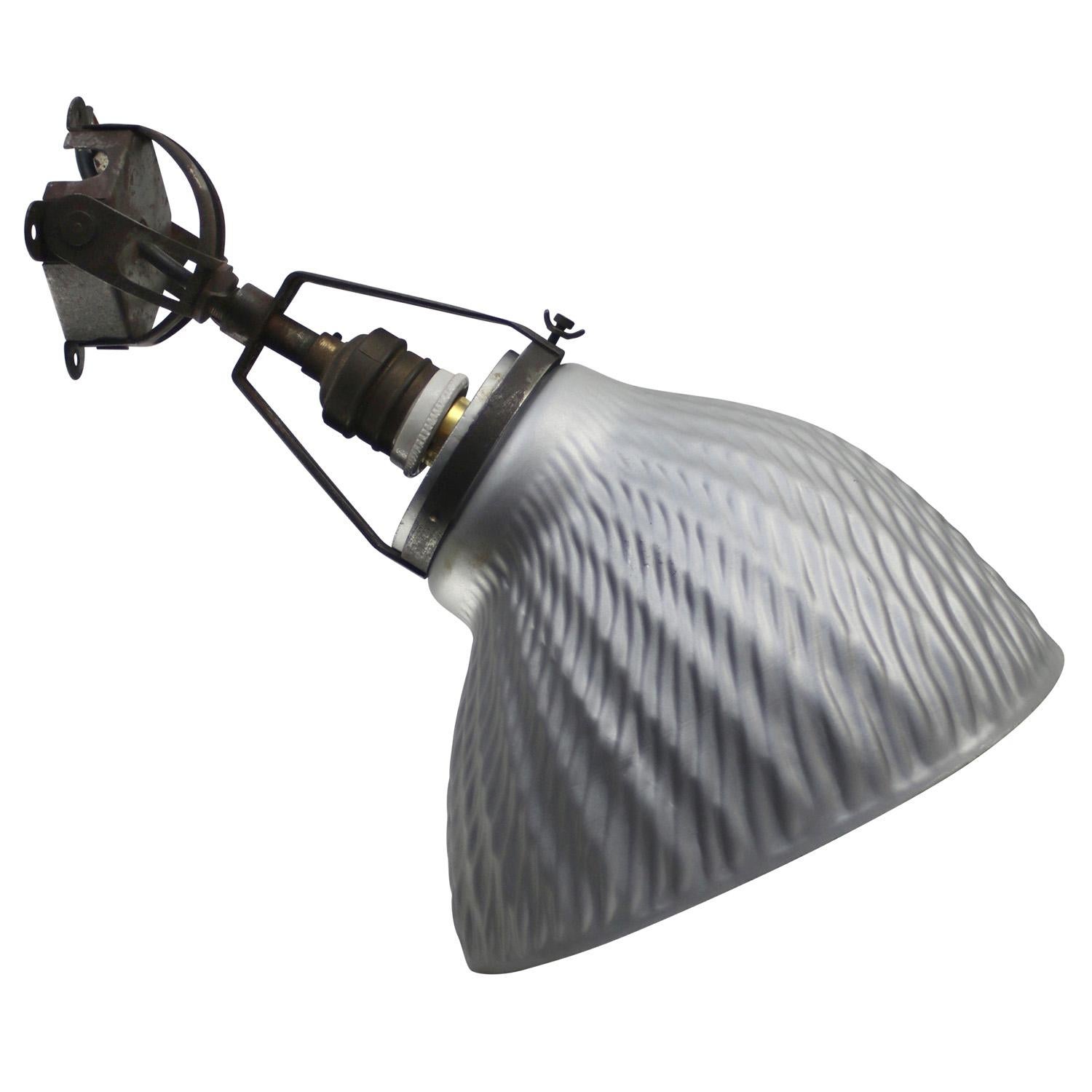 Lampe murale d'applique en laiton à miroir Mercury Vintage Bon état - En vente à Amsterdam, NL