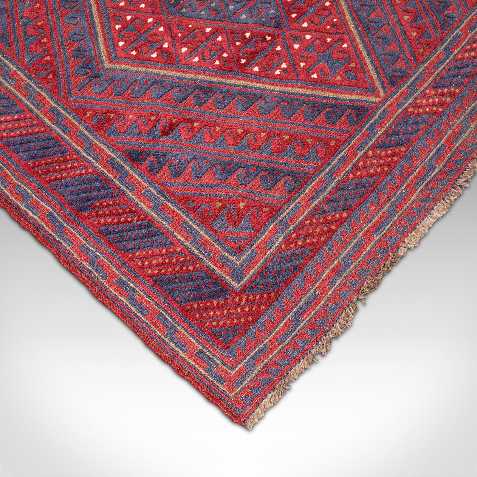 Meshwani Gazek tapis caucasien vintage tissé caucasien, hall, salon, tapis, fin du XXe siècle en vente 1