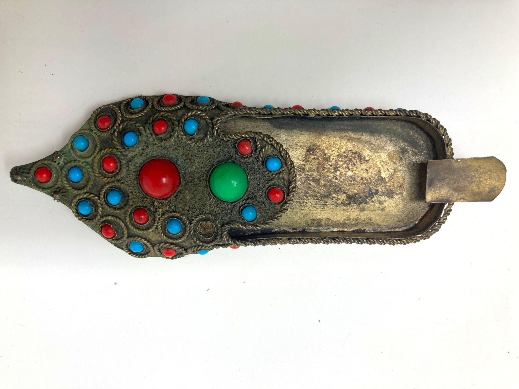 Moresco Posacenere per scarpe Aladino marocchino in metallo vintage con perline 1950 in vendita