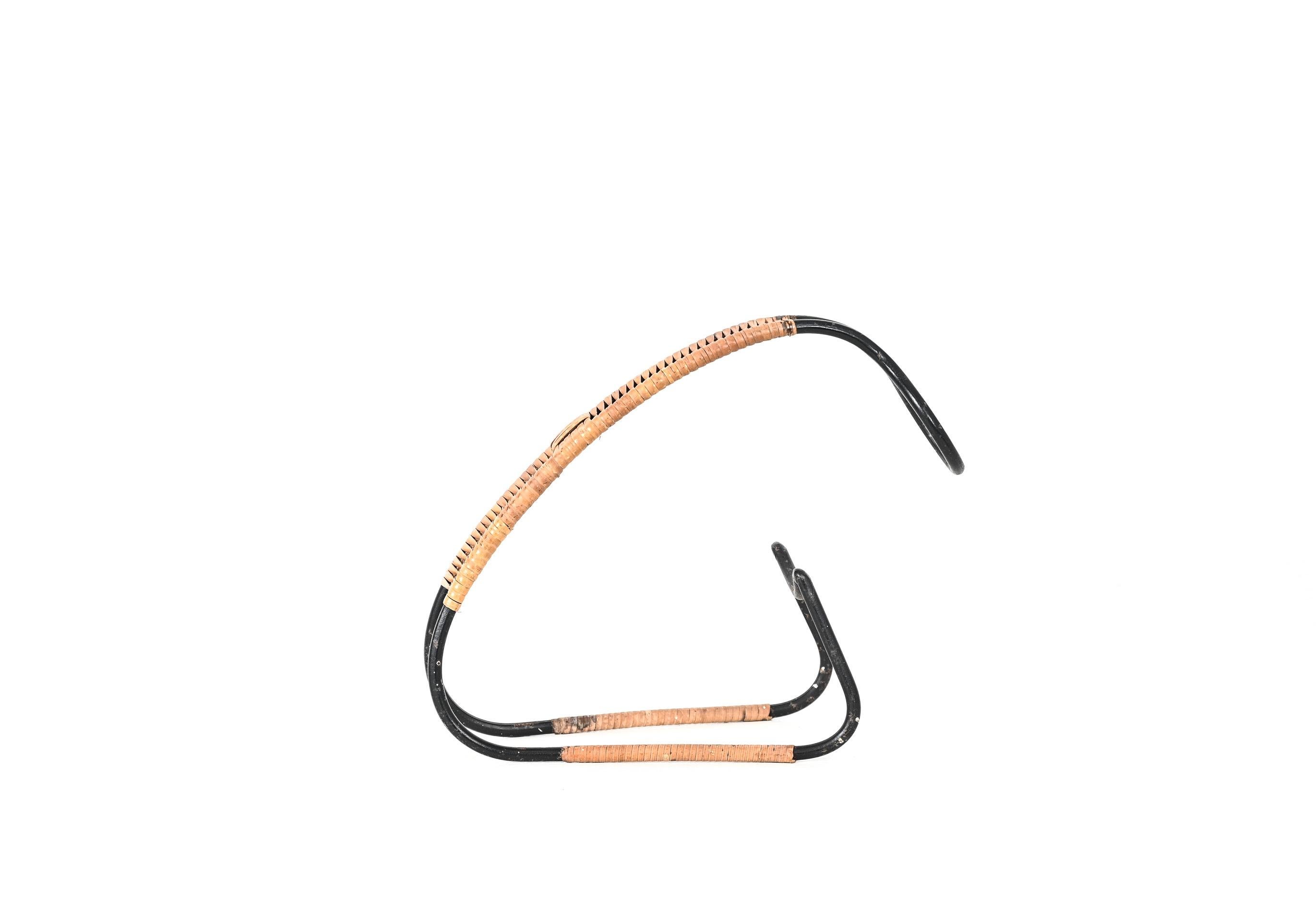 Flaschenhalter aus Metall und Rattan von Laurids Lonborg um 1960 im Angebot 4