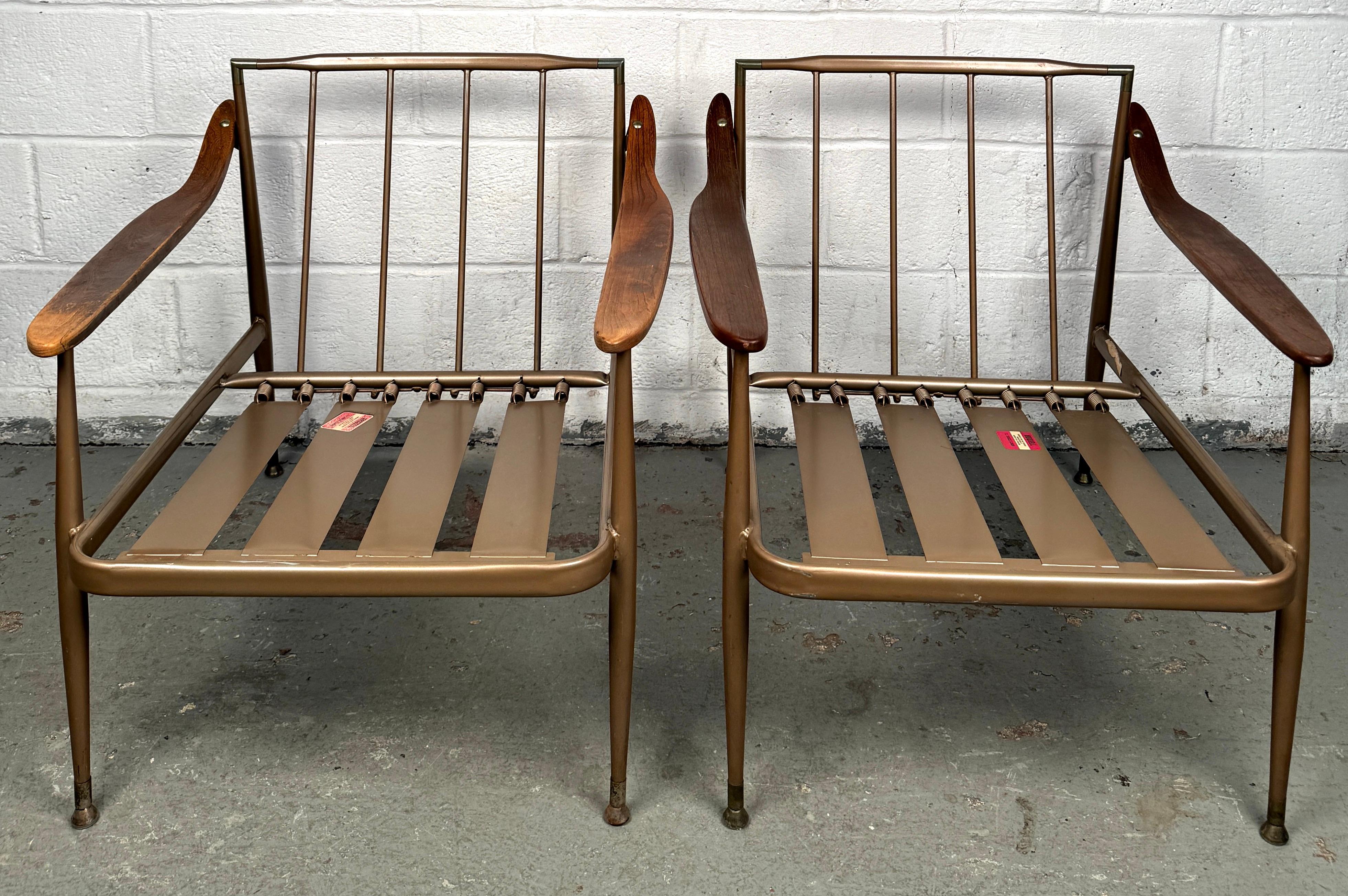 Sedie da salotto vintage in metallo e legno di Howell in vendita 2