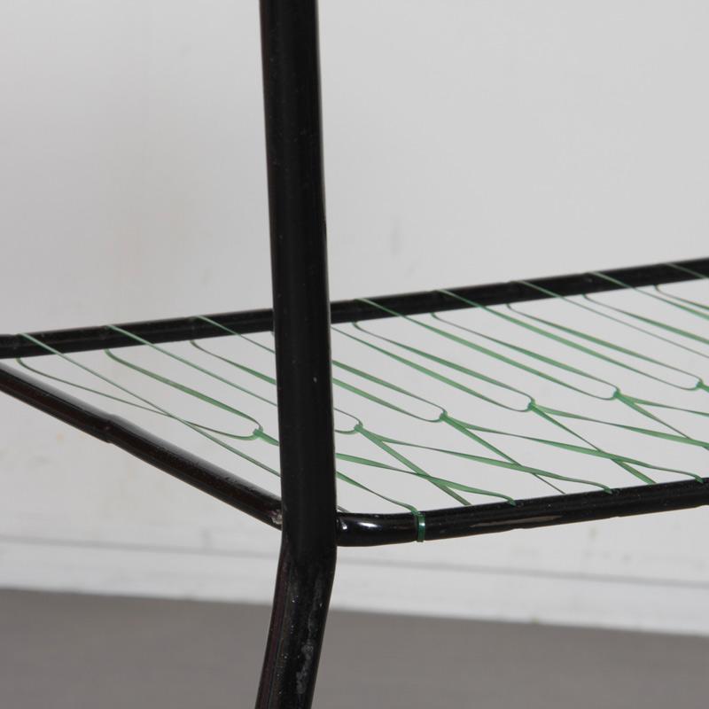 Mesa vintage de metal y madera de los años 60 Metal en venta