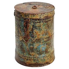 Vintage metal barrel with a unique patina - France 20th