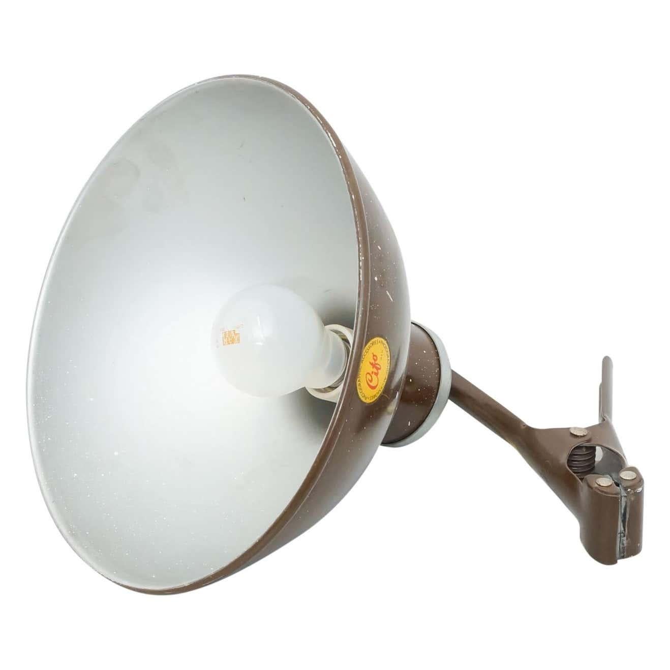 Lamp, circa 1940.
By unknown manufacturer, from Spain.

In original condition, with some visible signs of previous use and age, preserving a beautiful patina.

Materials:
Metal

Dimensions:
ø 25.5 cm x H 23 cm.