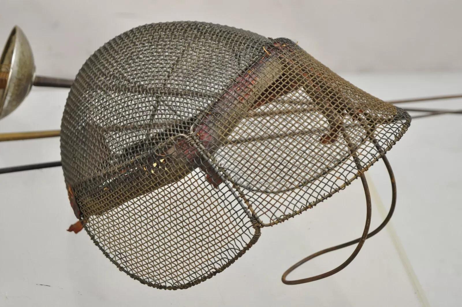 Sconosciuto Set da scherma in metallo vintage con 3 spade e maschera rivestita in pelle - 4 pezzi