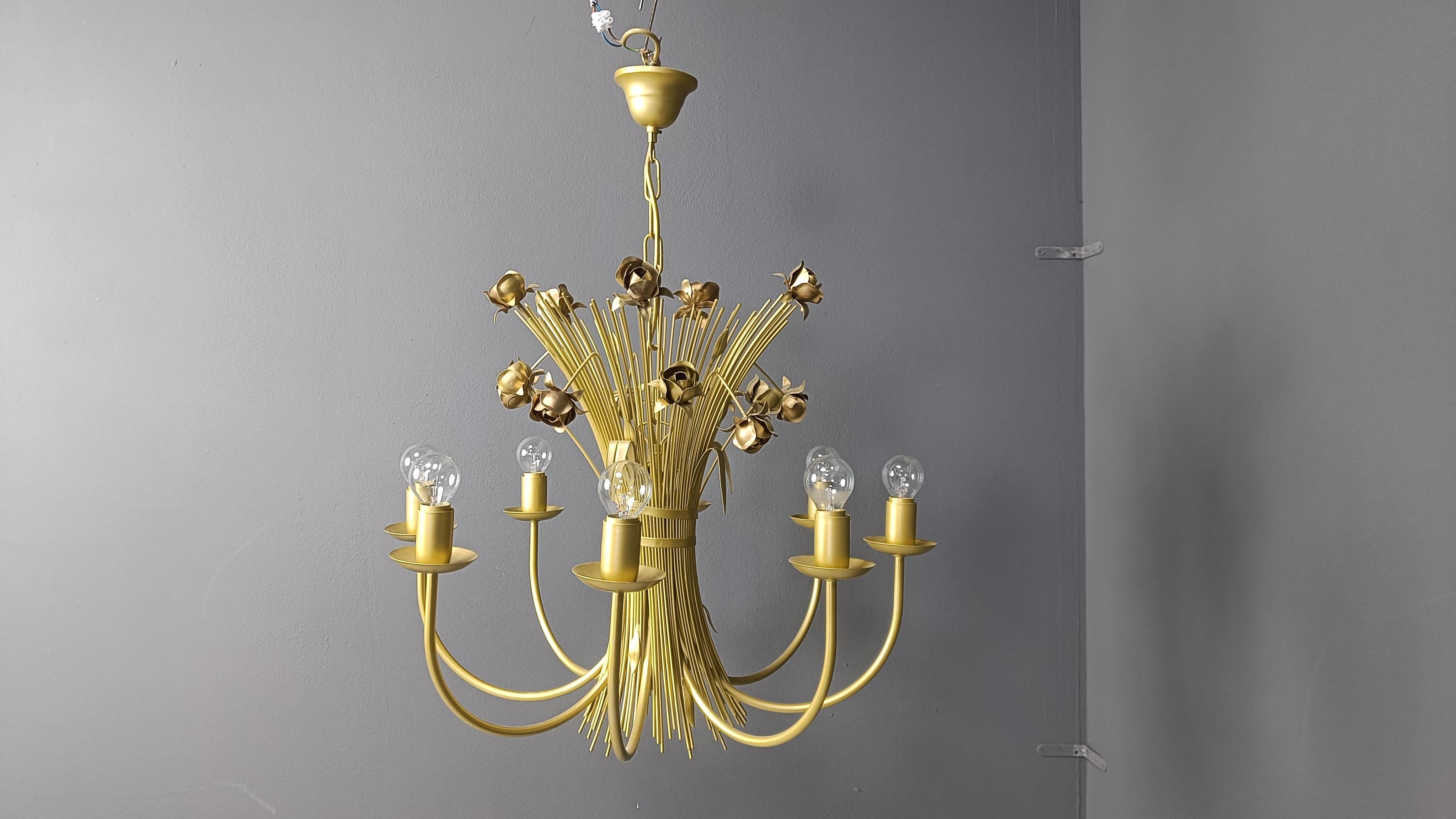 Vintage metal flower chandelier, 1980s In Good Condition For Sale In Leuven, Vlaams Gewest
