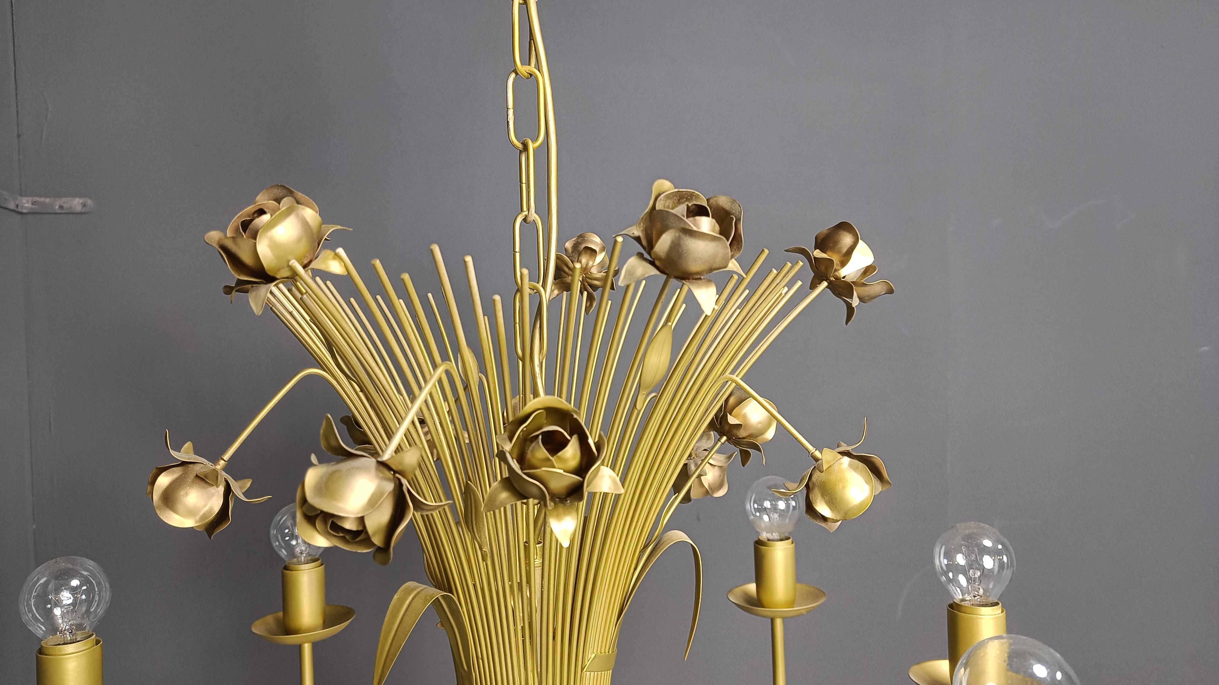 Metal Vintage metal flower chandelier, 1980s For Sale