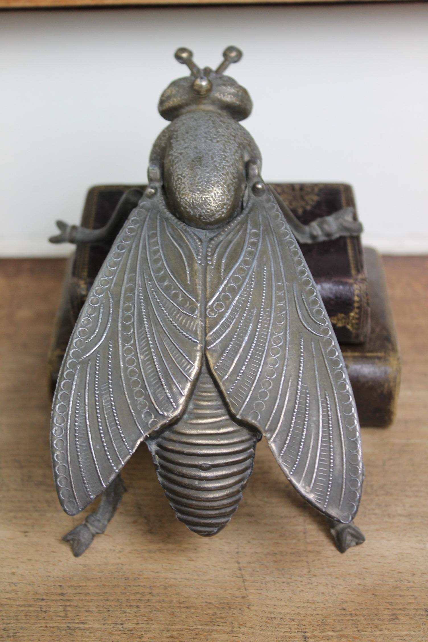 Vintage Metal Fly Ashtray, Fly Figurine, Mid-20th Century 9