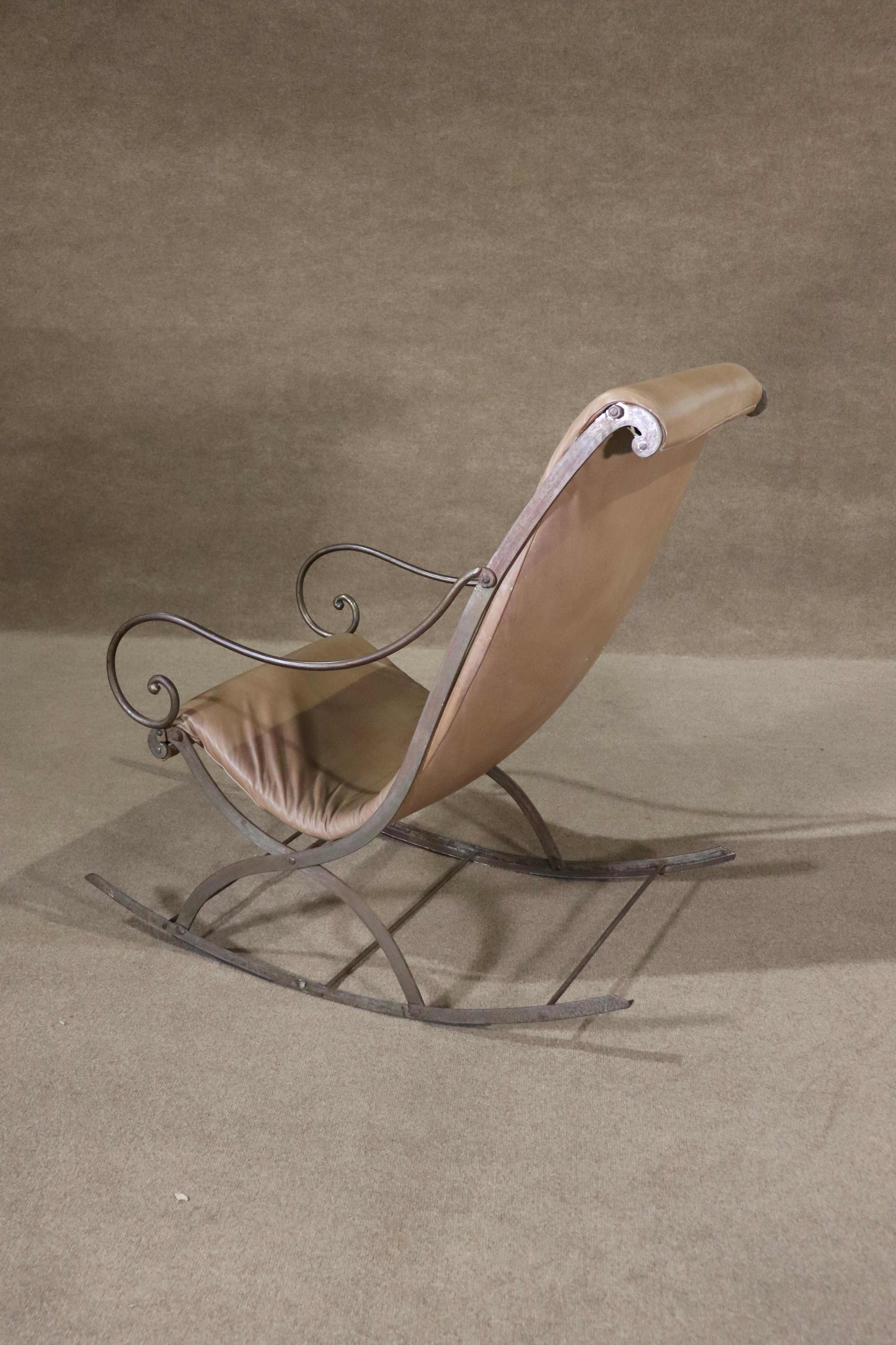 Mid-Century Modern Vintage Metal Frame Rocking Chair For Sale