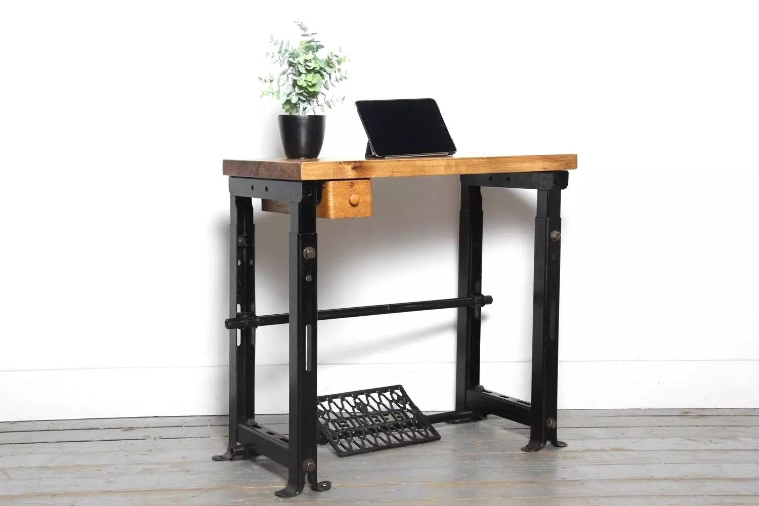 Vintage Metal Industrial Machinists Height Adjustable Desk or Work Table For Sale 2