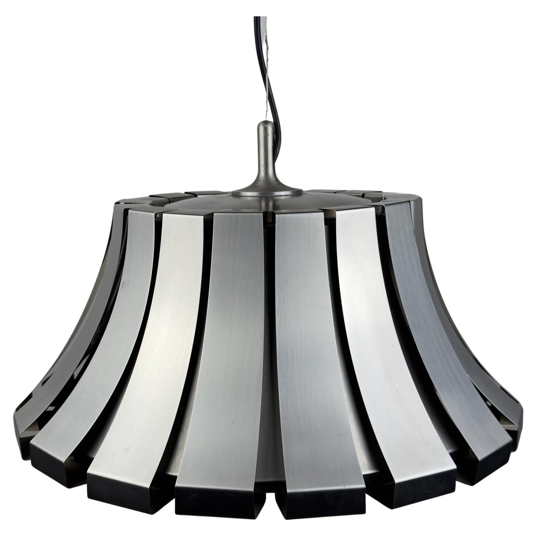 Lámpara colgante vintage de metal de Elio Martinelli para Martinelli Luce, Italia Años 60