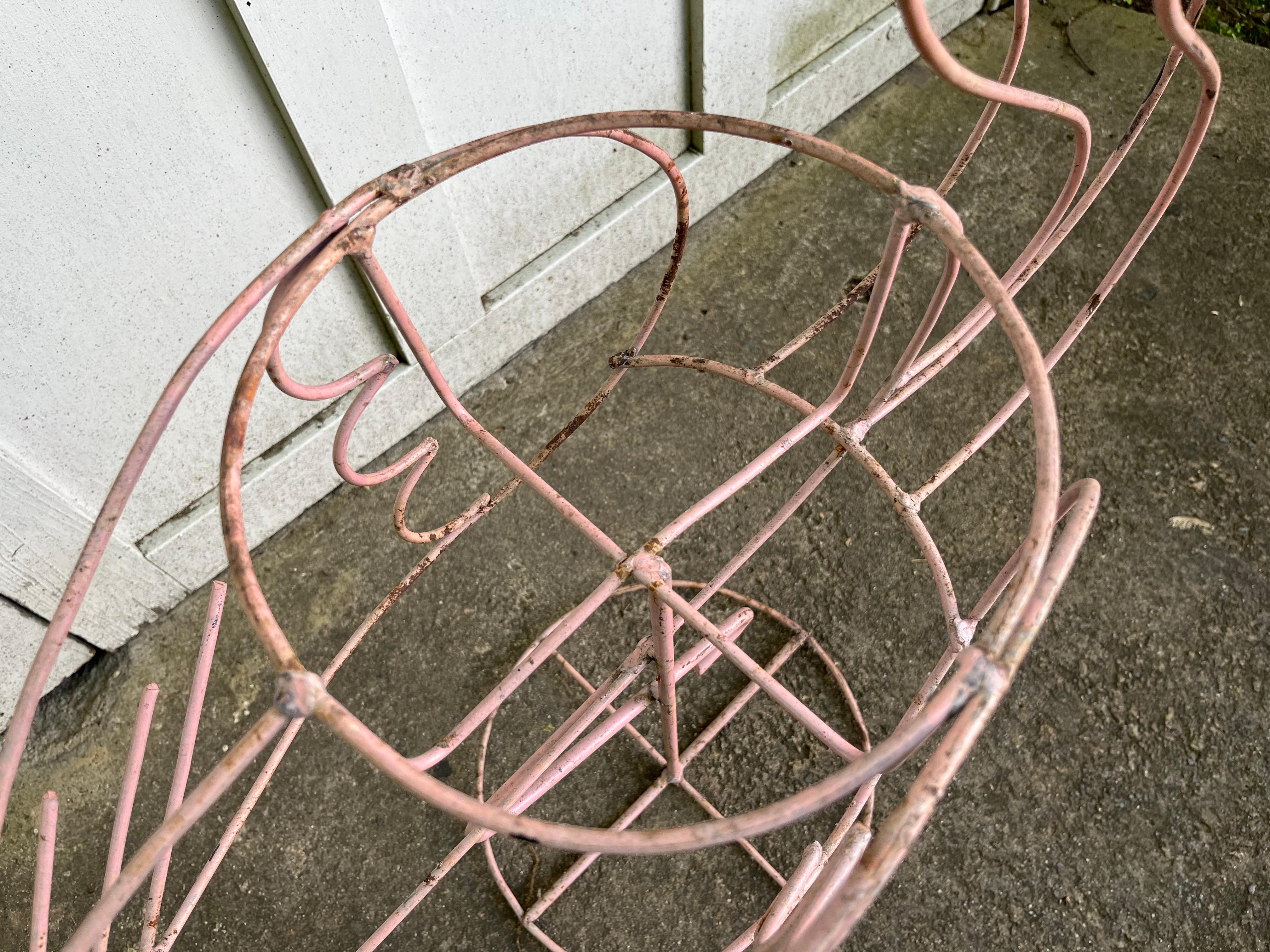 Vintage Metal Pink Flamingo Plant Stands Set of 2 en vente 1