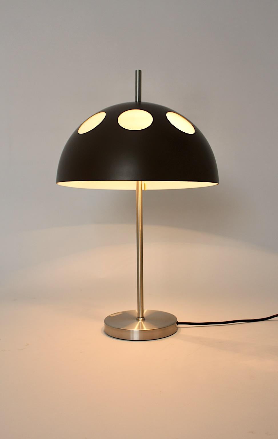 Vintage Metal Plastic Grey Table Lamp by RAAK Netherlands, 1980s For Sale 5