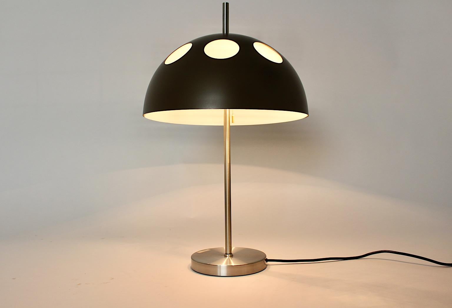 Vintage Metal Plastic Grey Table Lamp by RAAK Netherlands, 1980s For Sale 3