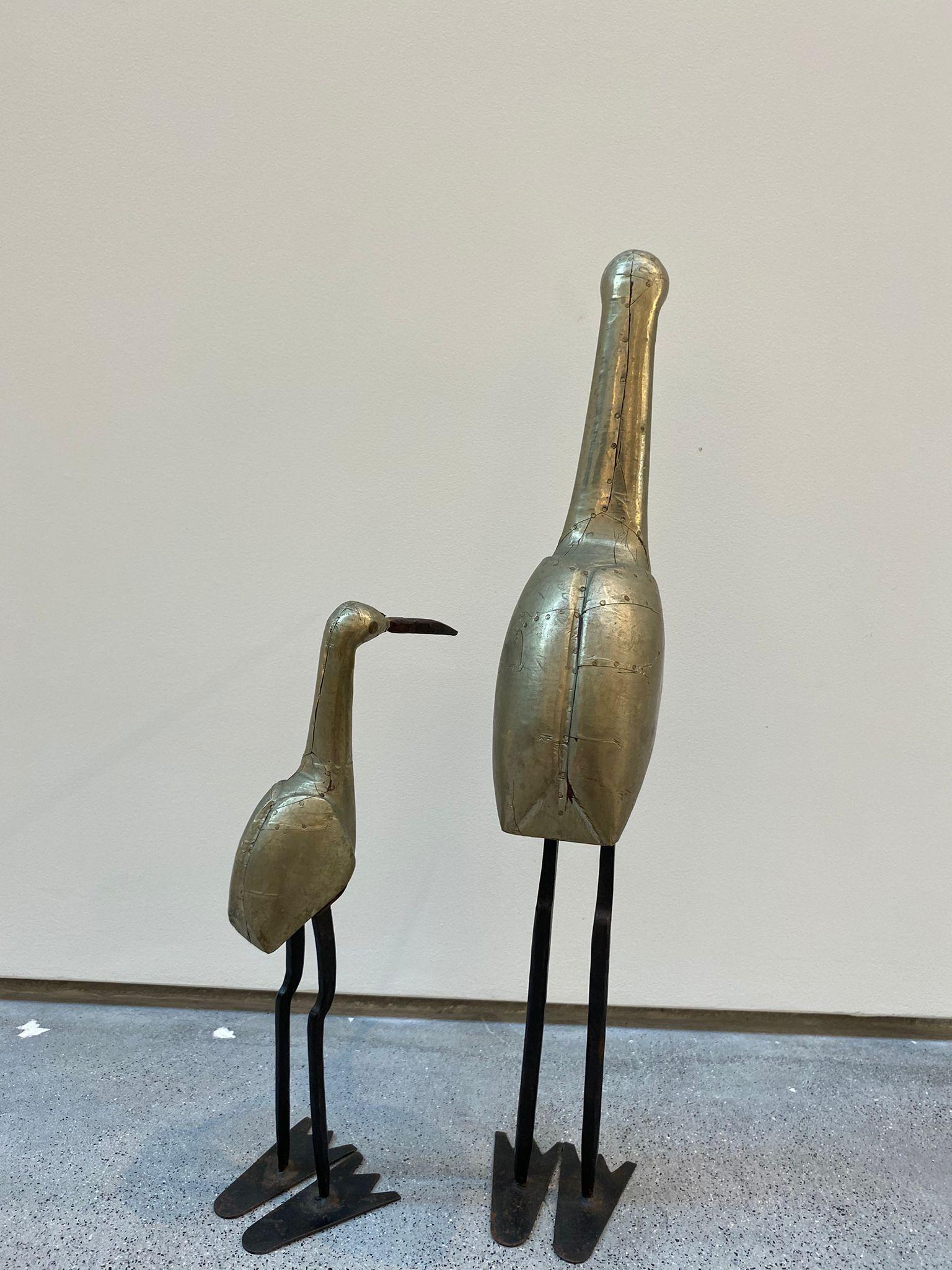 20ième siècle Sculpture d'oiseaux vintage en métal - Lot de deux  en vente