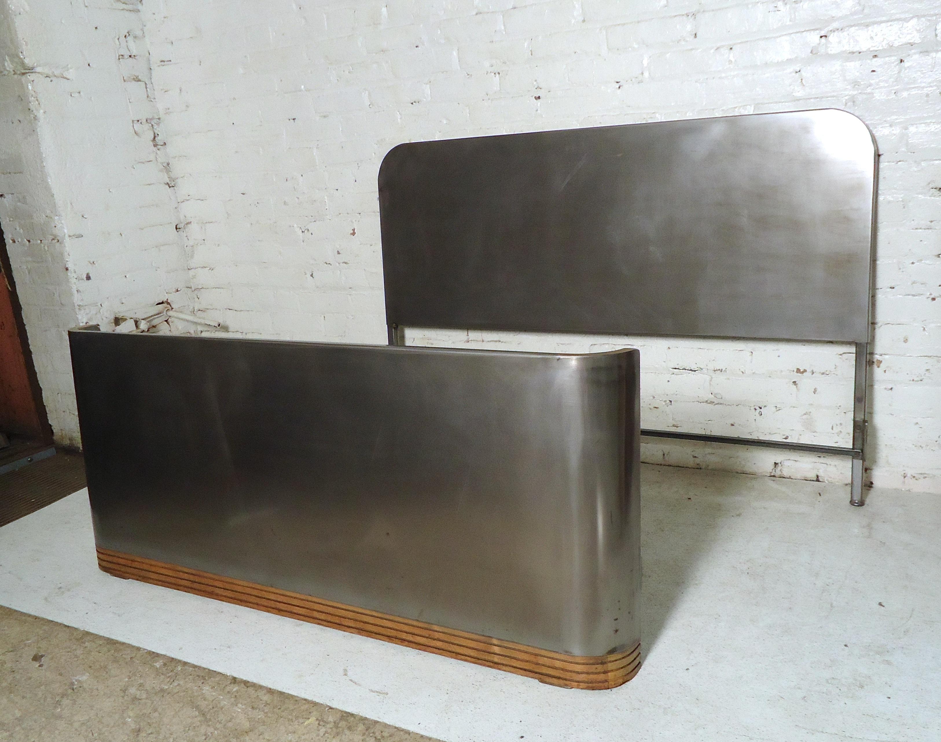 simmons antique metal bed frame