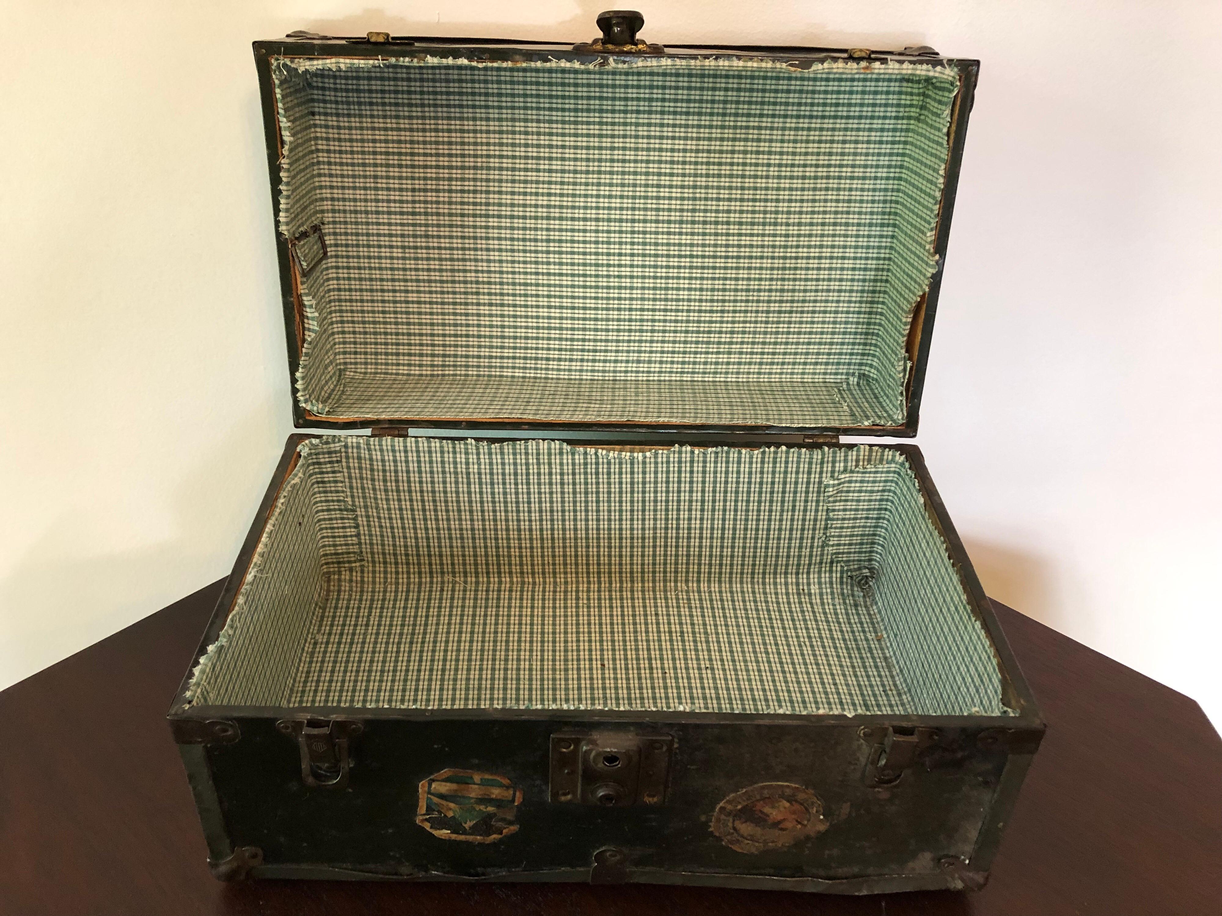 Mid-20th Century Vintage Metal Steamer Trunk with Luggage Label, Small For Sale