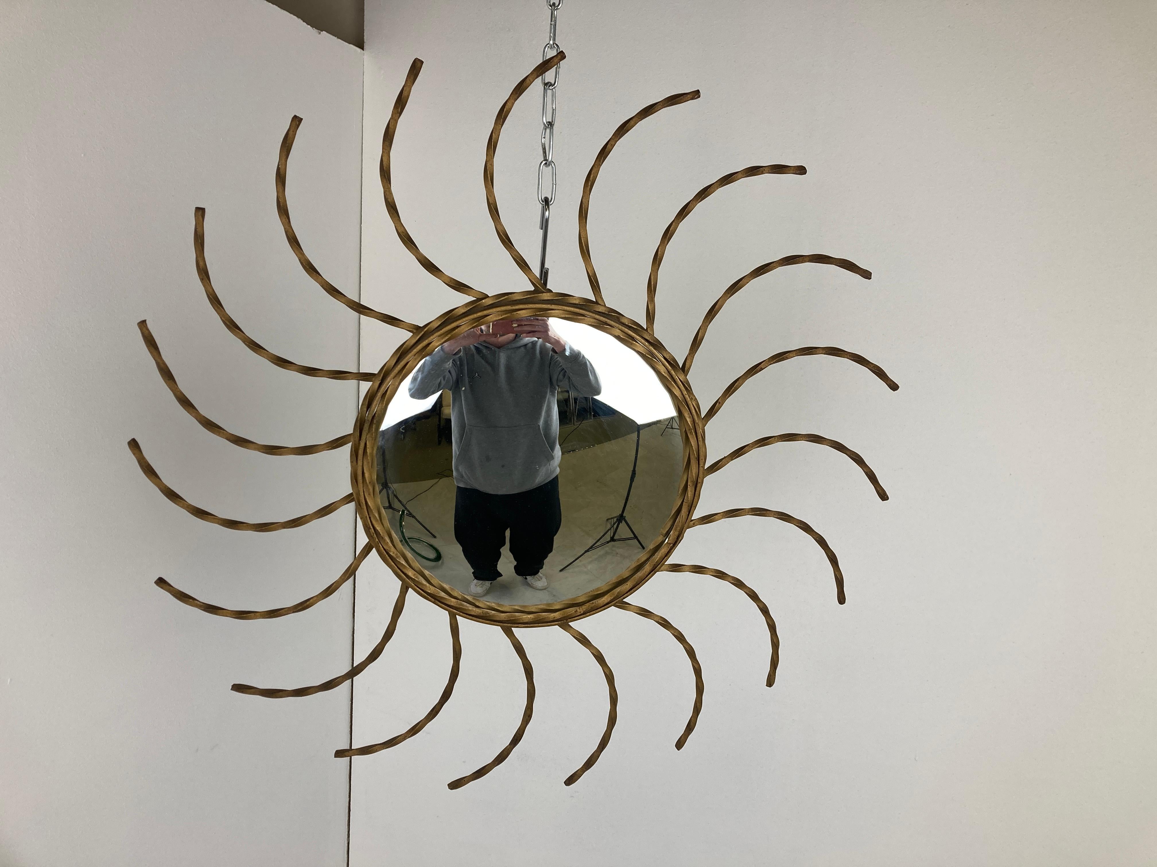 Miroir métallique vintage à effet soleil 1970 en vente 1