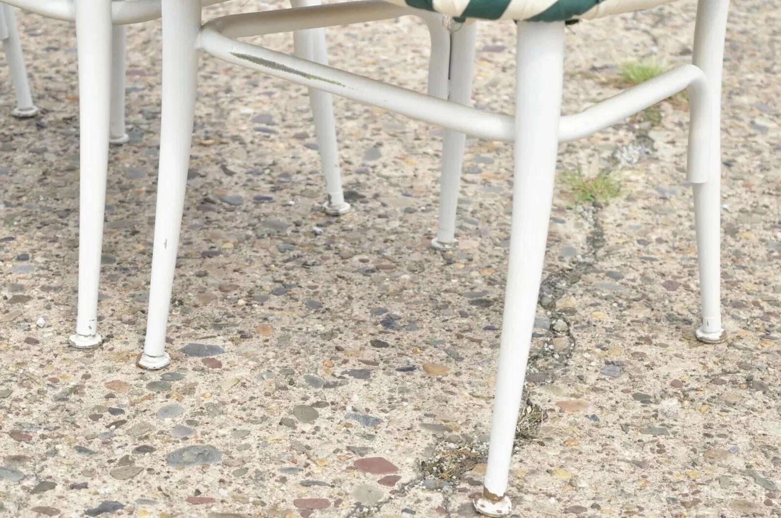 Sedie da pranzo Bistro in stile austriaco Thonet in metallo vintage - Set di 4 in vendita 1