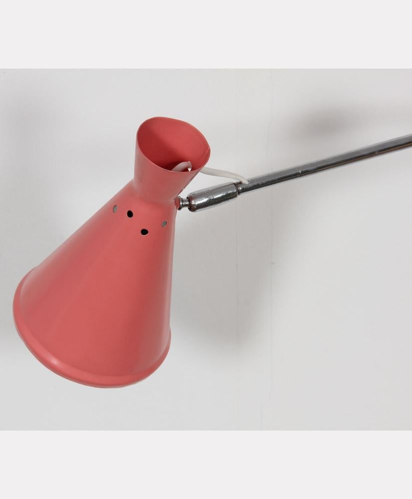 Tchèque Applique murale vintage en métal, design tchèque des années 60 en vente