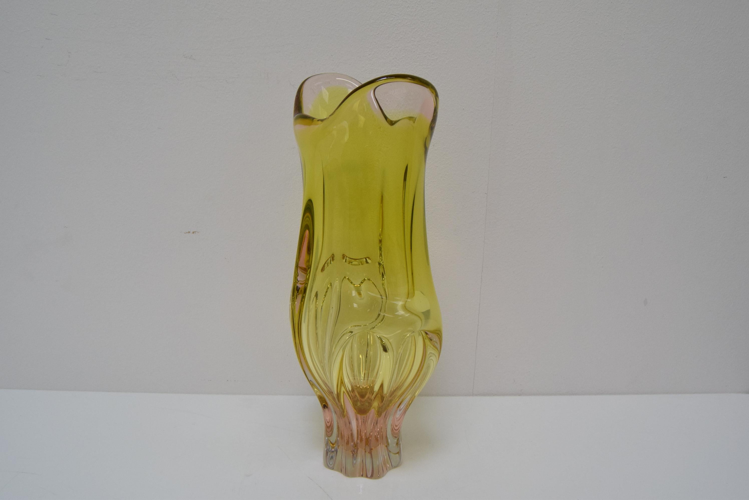 Vintage Metallurgical Glass Vase, Designed by Josef Hospodka for Chribska, 1960s For Sale 1