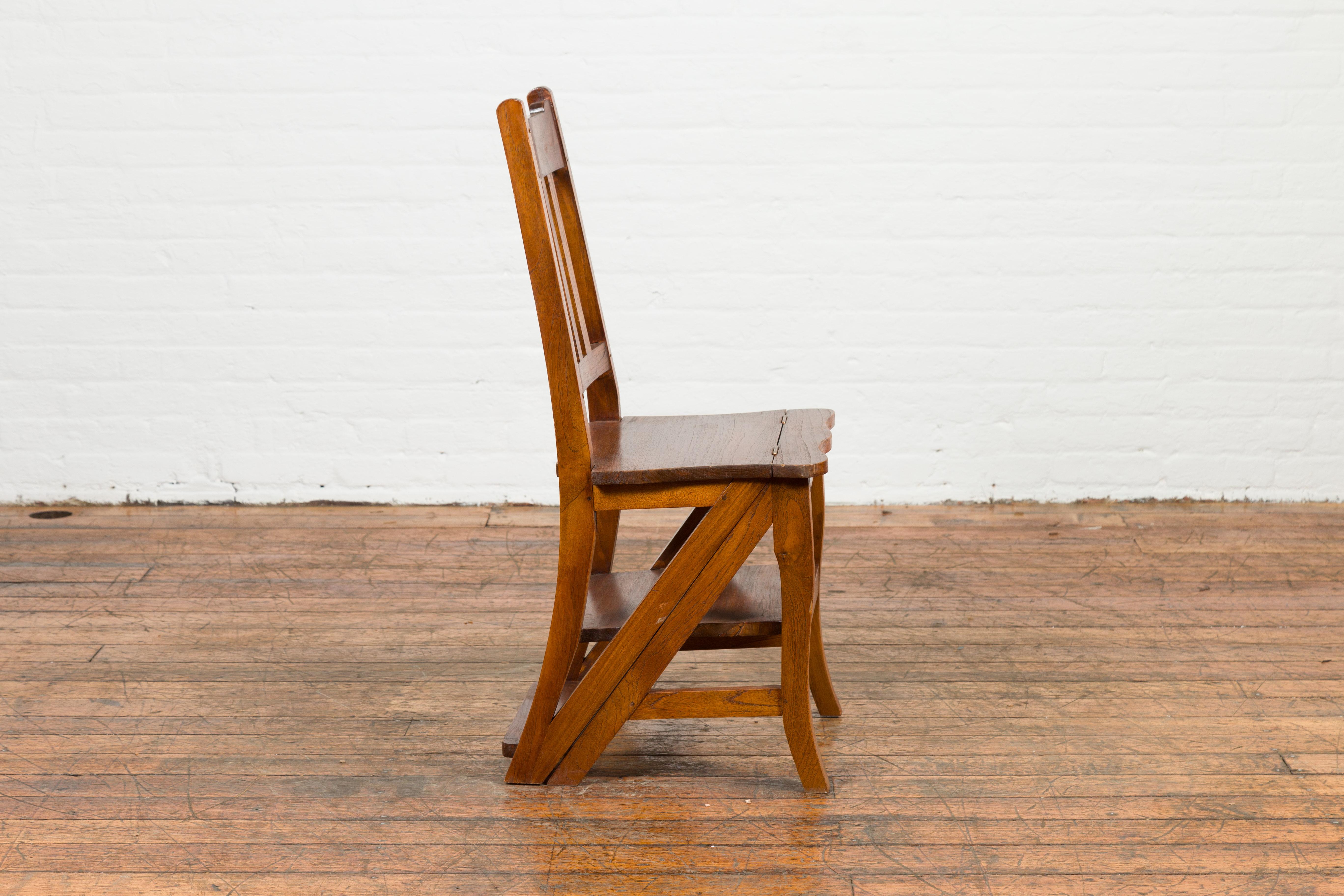 Klappbarer Beistellstuhl aus indianischem Holz, Metamorphic, Stuhl mit Stuhlleiter im Angebot 2