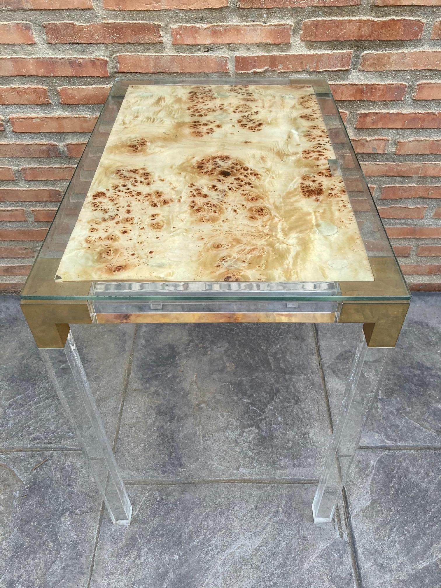 Italian Vintage Methacrylate or Lucite and Brass Side Table, 1970s For Sale