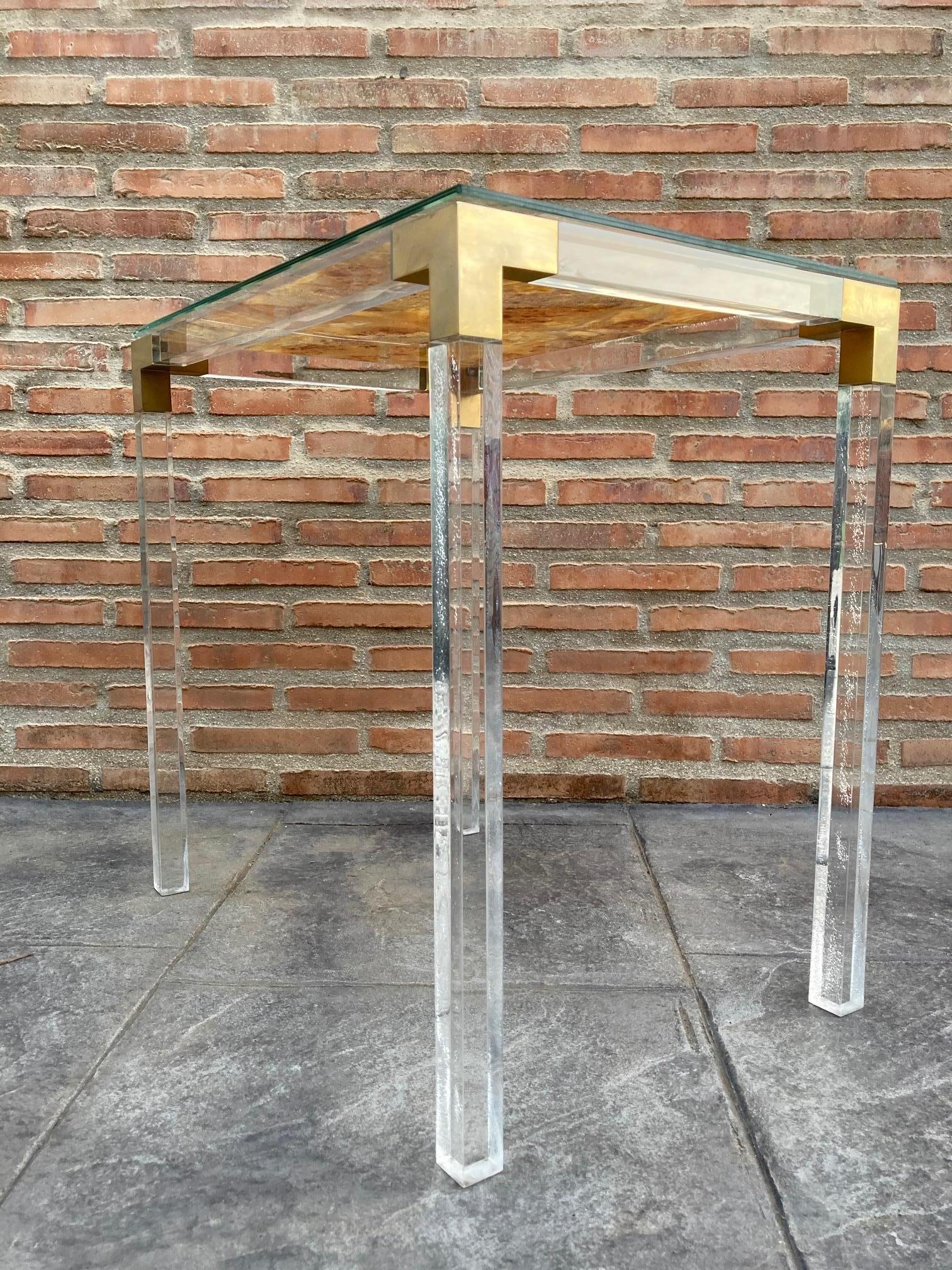 Vintage Methacrylate or Lucite and Brass Side Table, 1970s For Sale 1