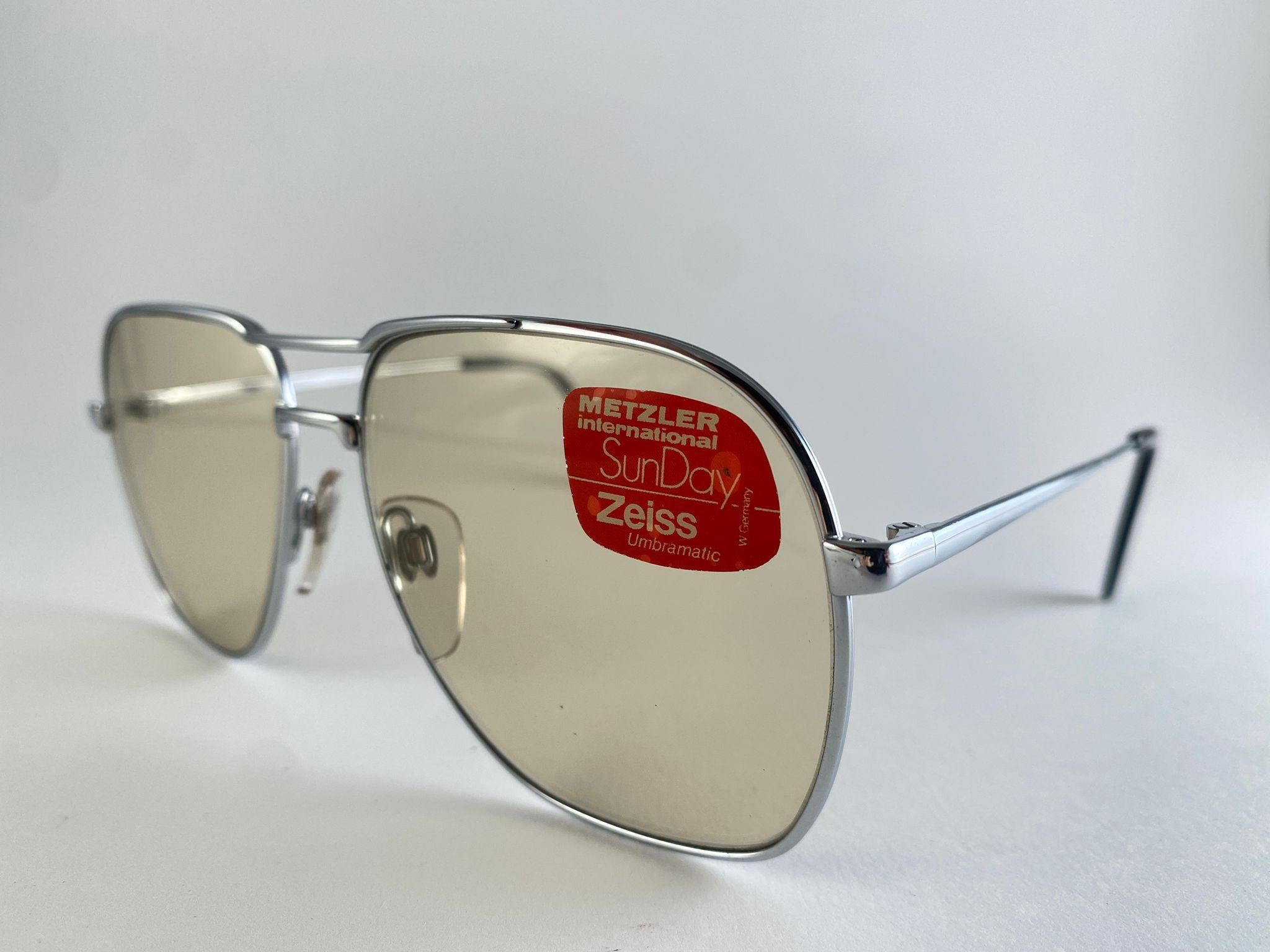 Gafas de sol vintage Metzler plateadas con montura extragrande Made in Germany Años 70 en venta 2