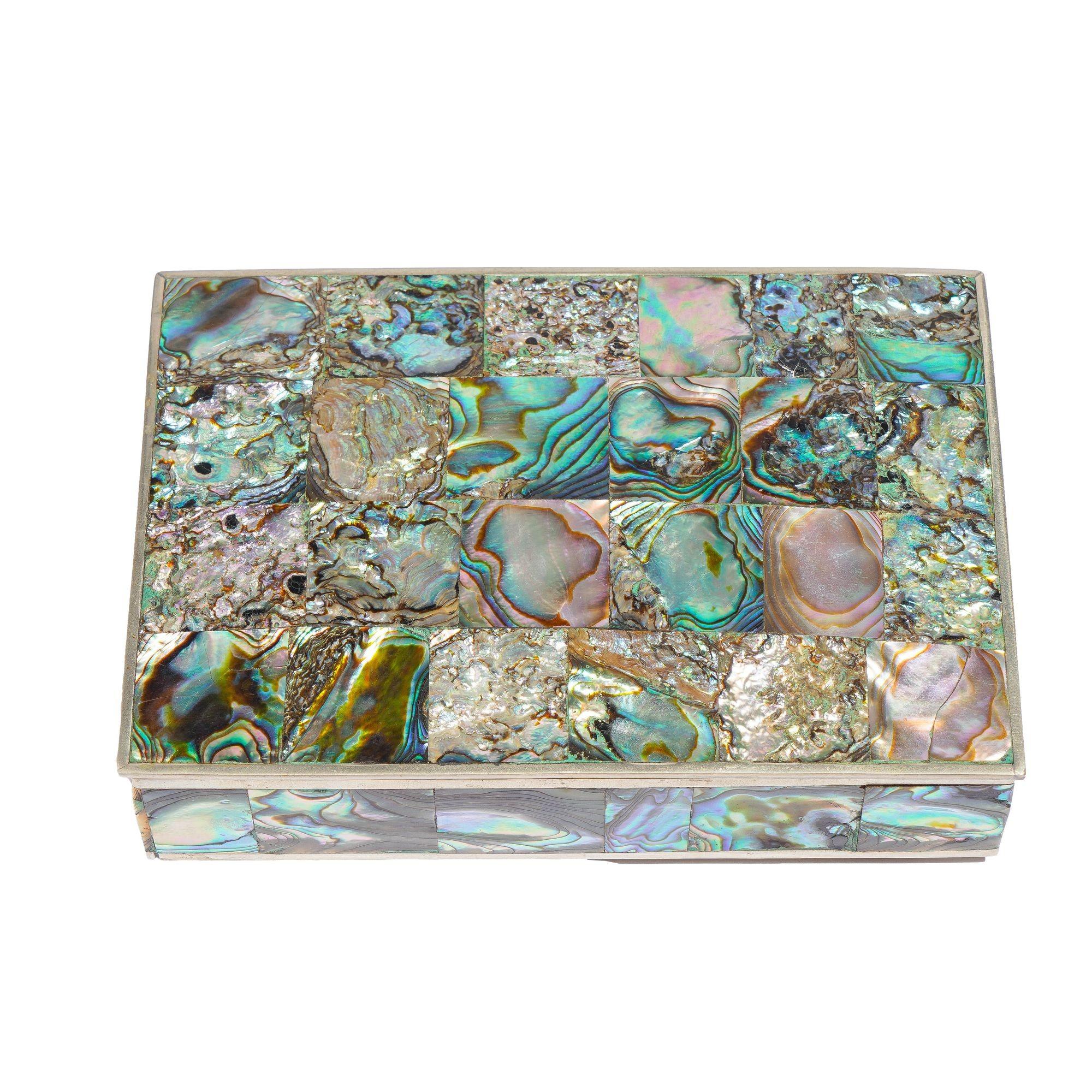 Scatola messicana d'epoca in abalone intarsiato con coperchio a cerniera, 1960 ca. in vendita 5
