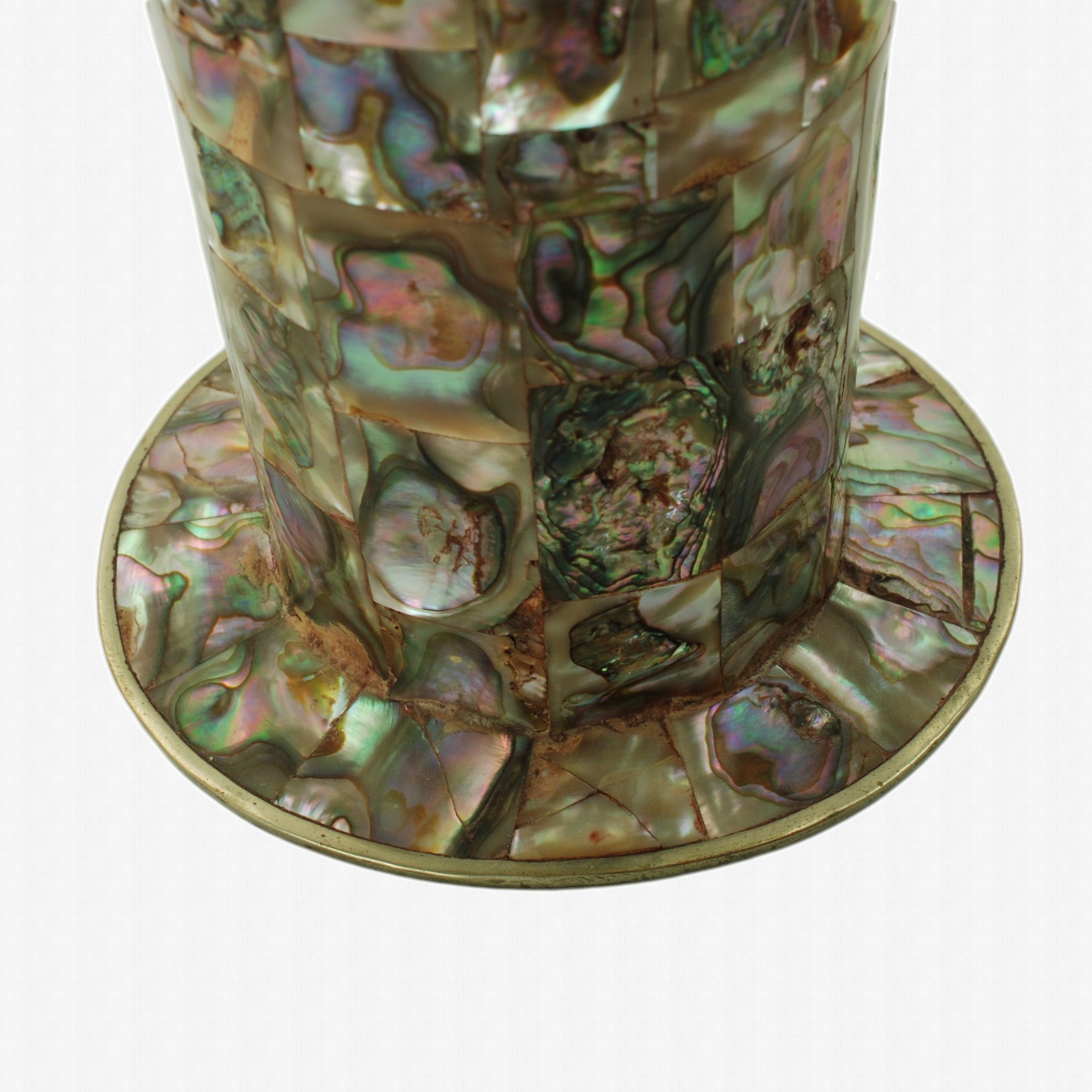 Brocche messicane d'epoca in alpaca con piastrelle in abalone intarsiate, set di due pezzi in vendita 1