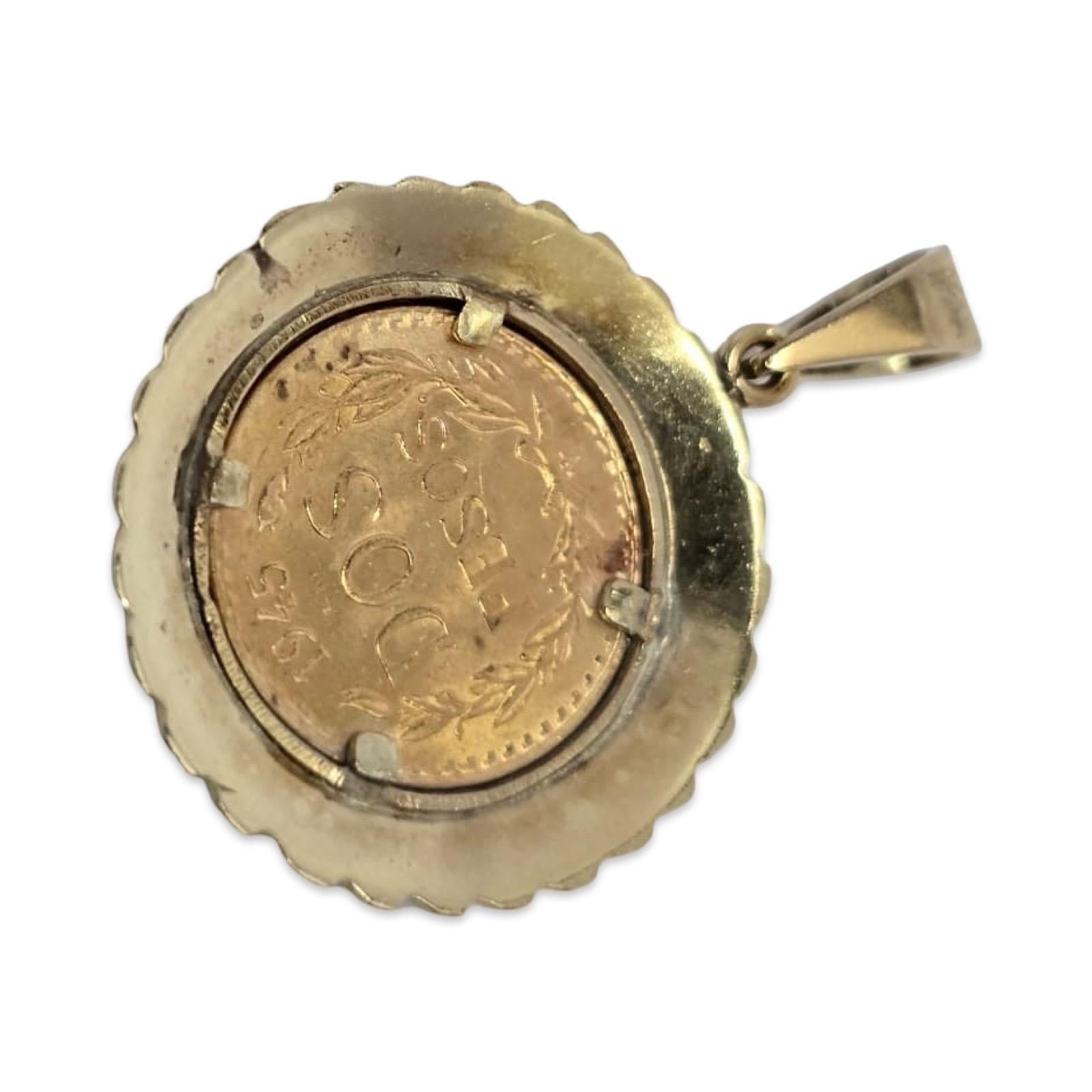 Ciondolo con moneta d'epoca messicana Dos Pesos in oro 21,6K con castone in corda 14K in vendita 1