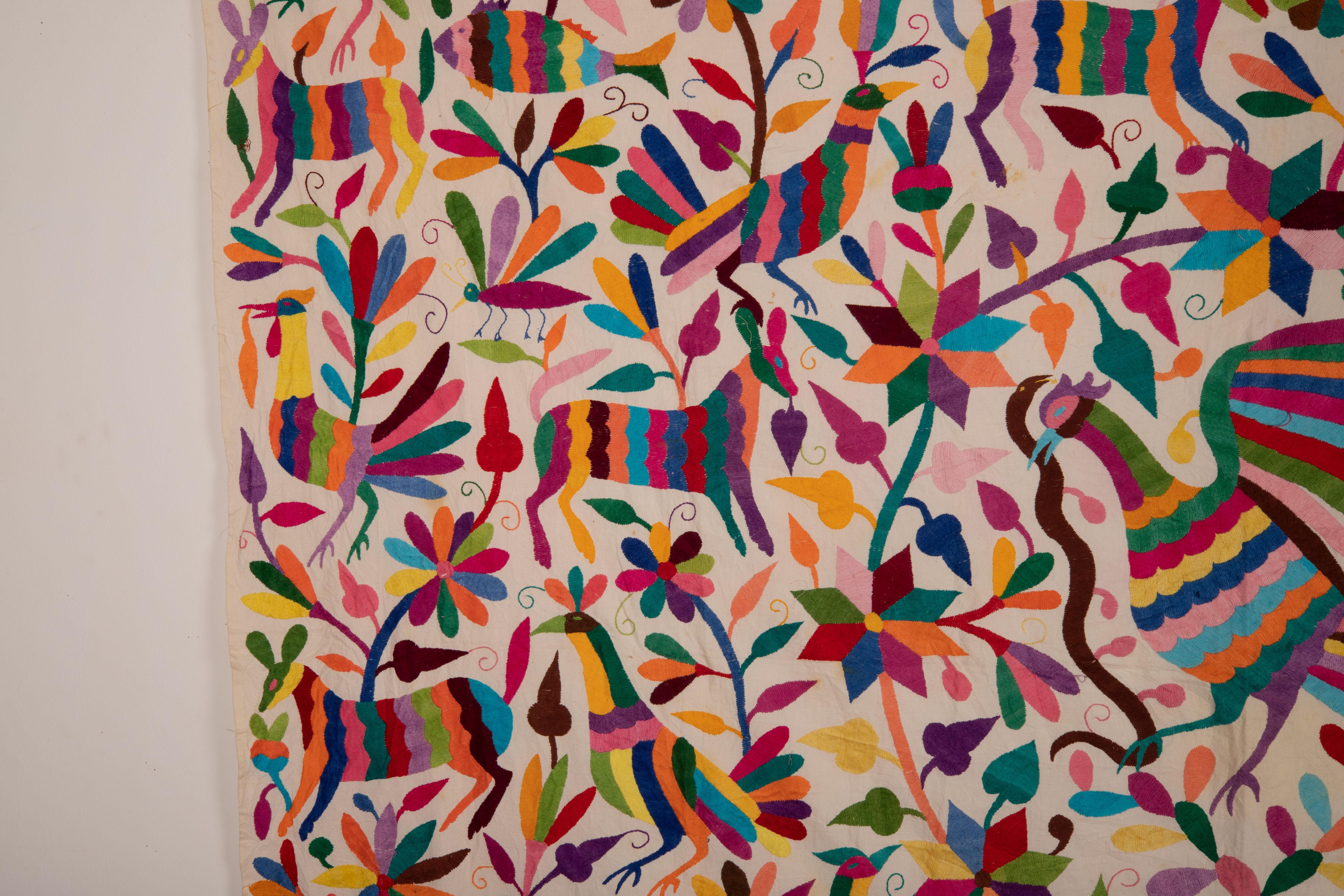 Vintage Mexican Folk Art Embroidery , Otomi, 20th c. In Good Condition In Istanbul, TR