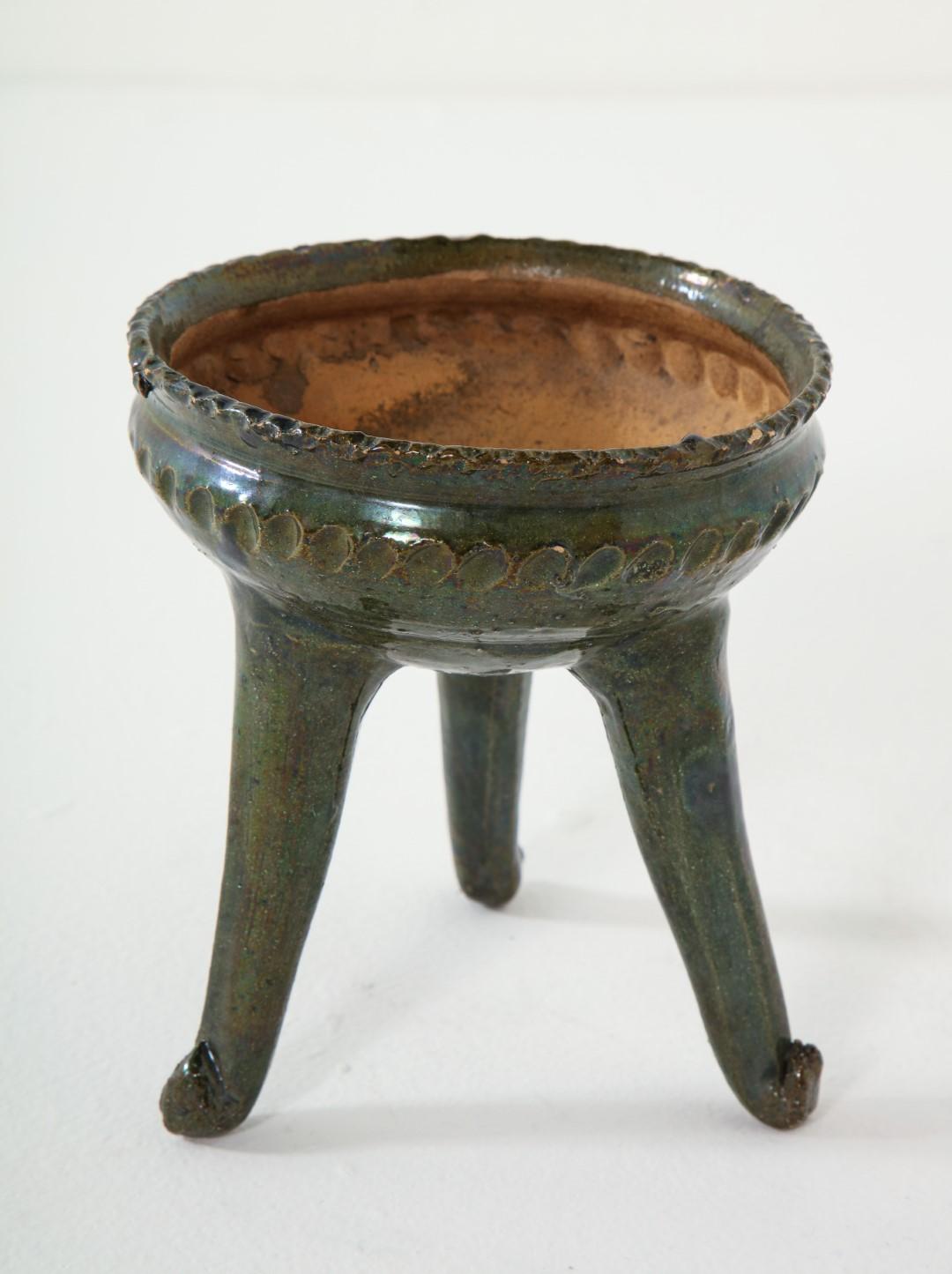 Vintage Mexican Green Pottery Footed Bowls, Morelia, circa 1960  6