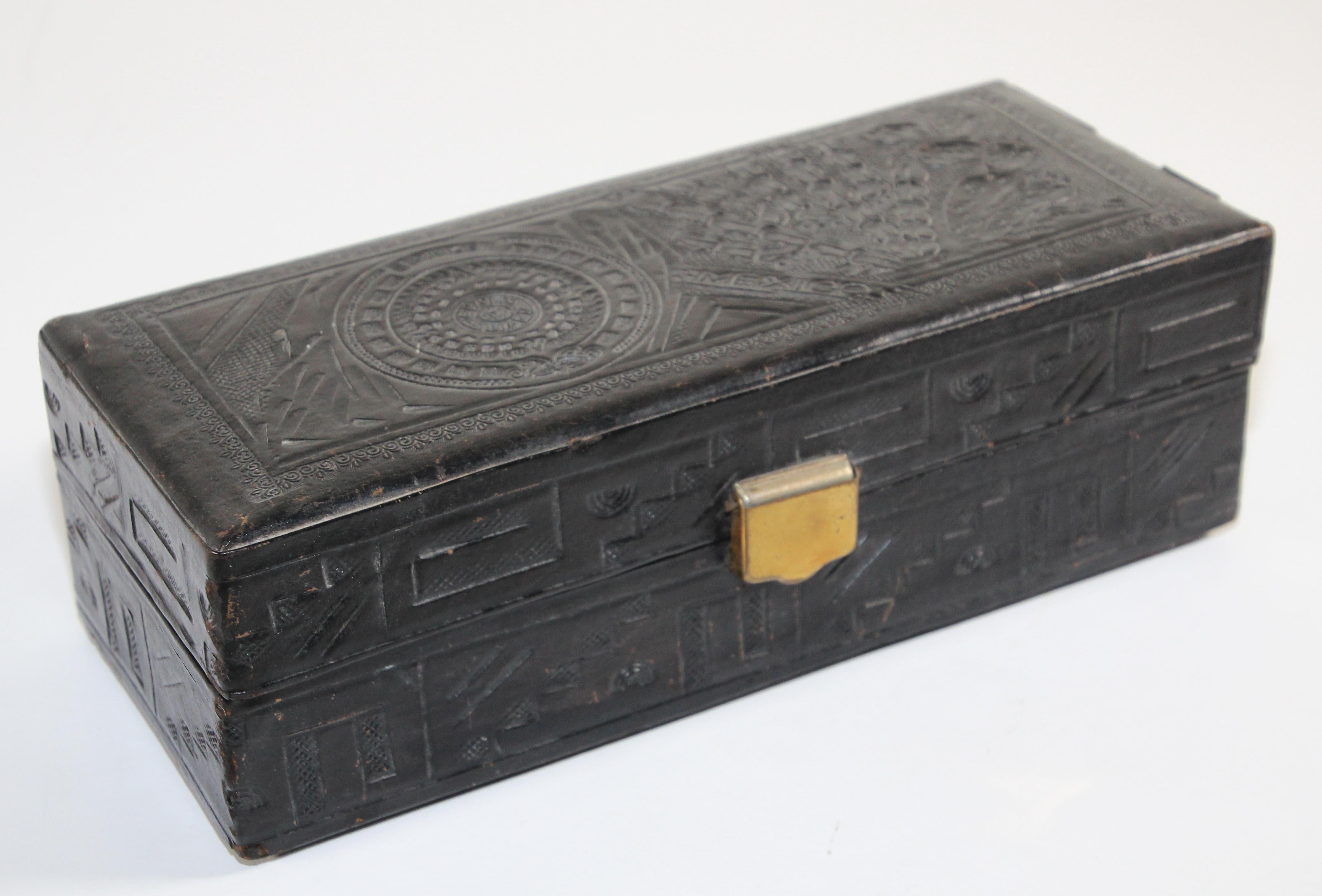 Vintage Mexican Hand Tooled Leather Game Case Playing Poker 3
