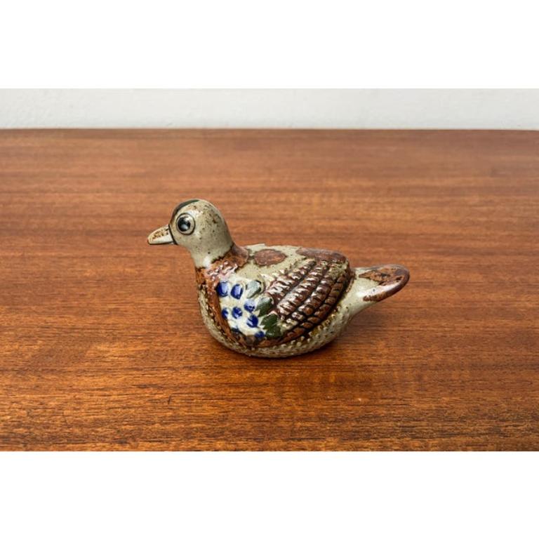 Mexicain Figurine de canard mexicaine peinte à la main par Jorge Wilmot Tonala, 1970 en vente