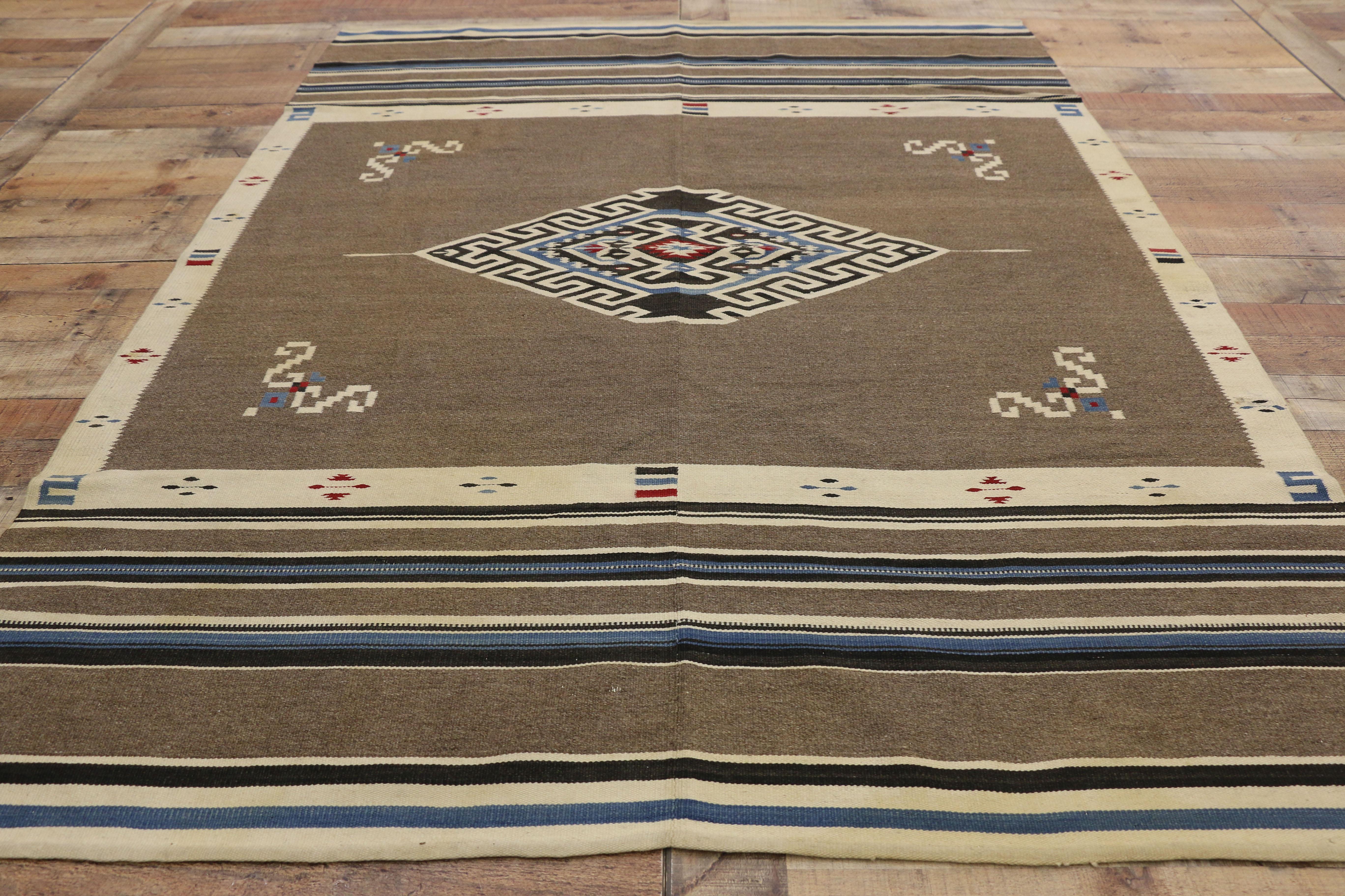 Vintage Mexican Kilim Tribal Rug with Navajo Adirondack Lodge Style In Good Condition For Sale In Dallas, TX