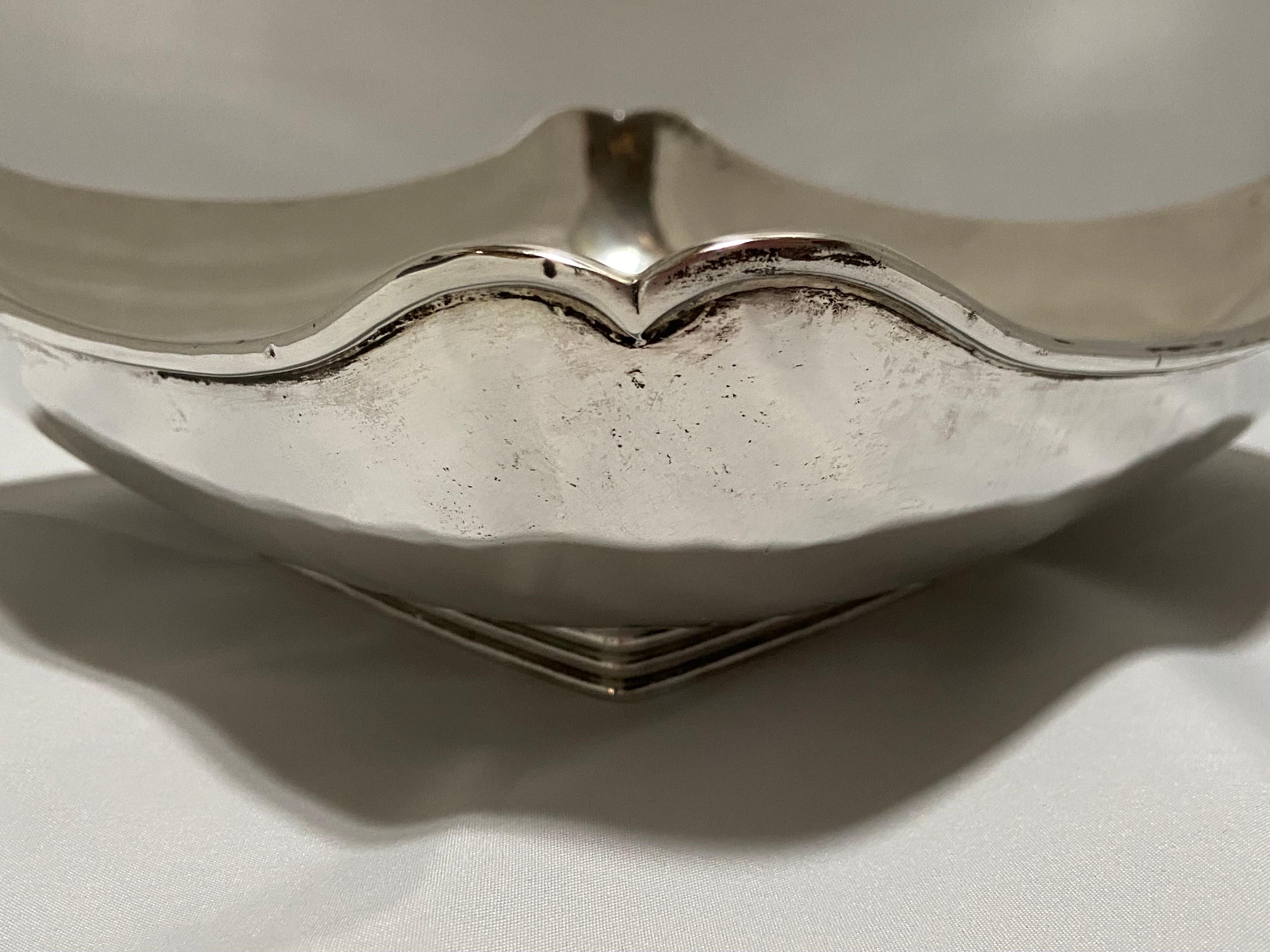 Vintage Mexican Mid-Century Modern Sterling Silver Scalloped Bowl by C. Zurita For Sale 6