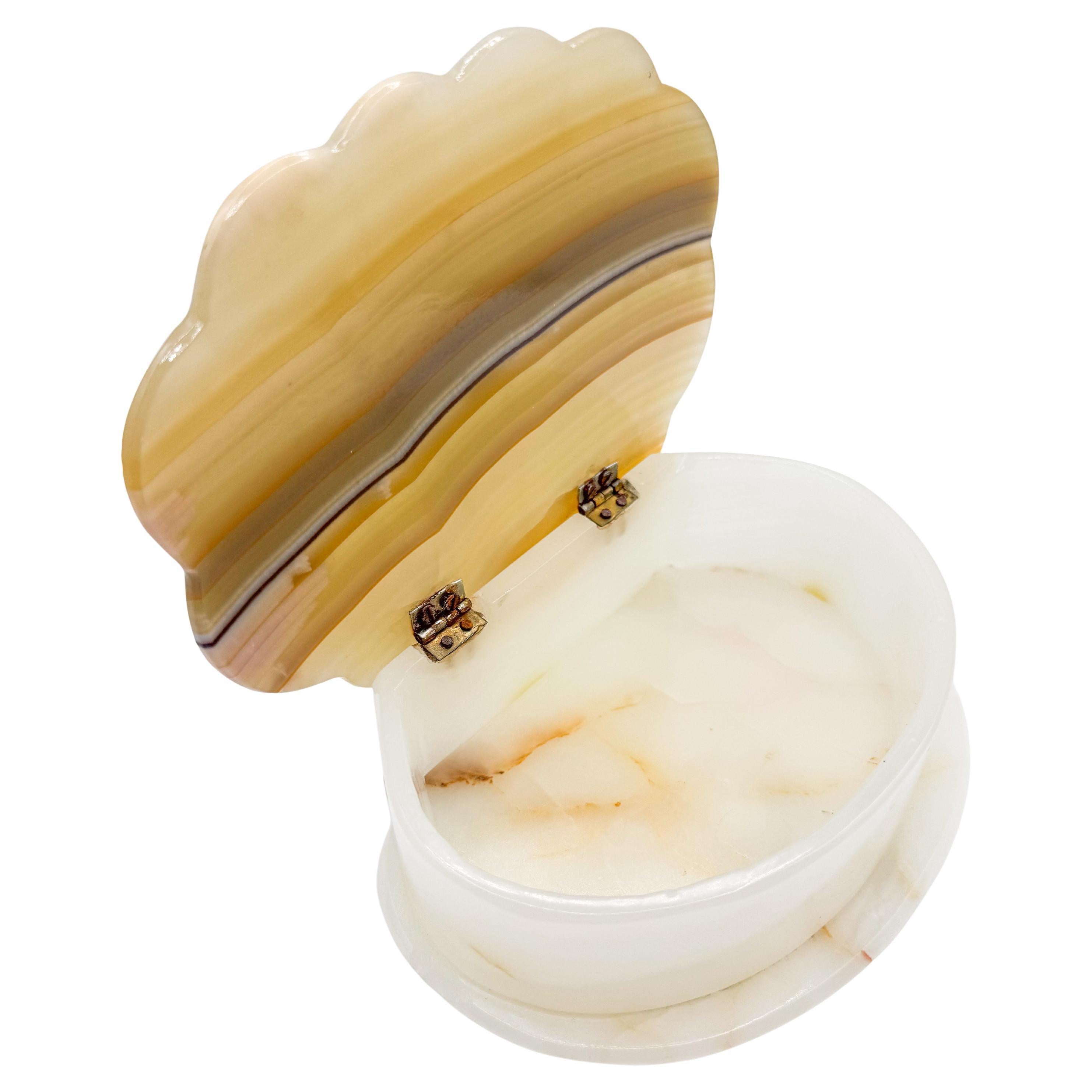 Vintage Mexican Onyx Shell-Shaped Lidded Trinket Box Mid Century 1970s