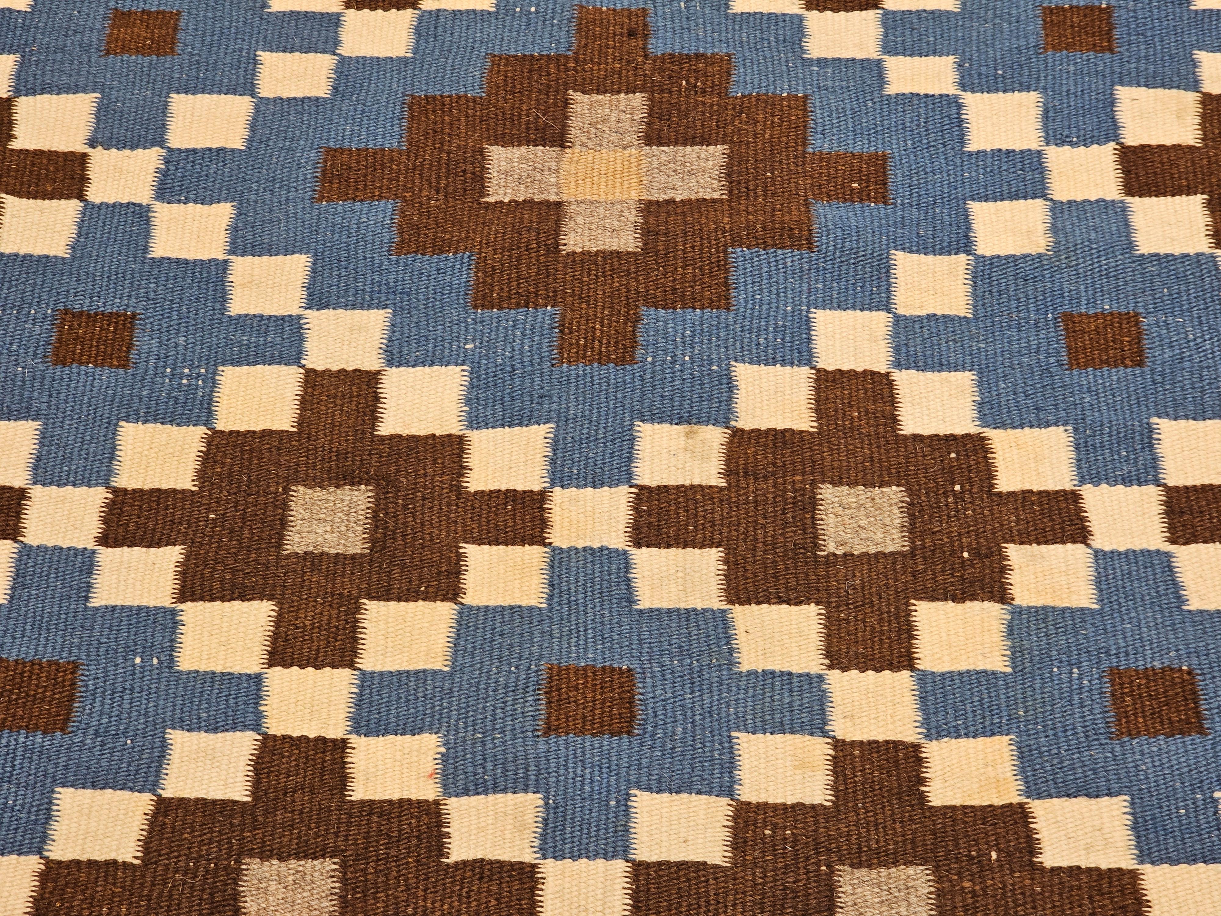 Antike mexikanische Saltillo Serape flachgewebte Kilim-Decke mit Königsblau, Elfenbein im Angebot 1