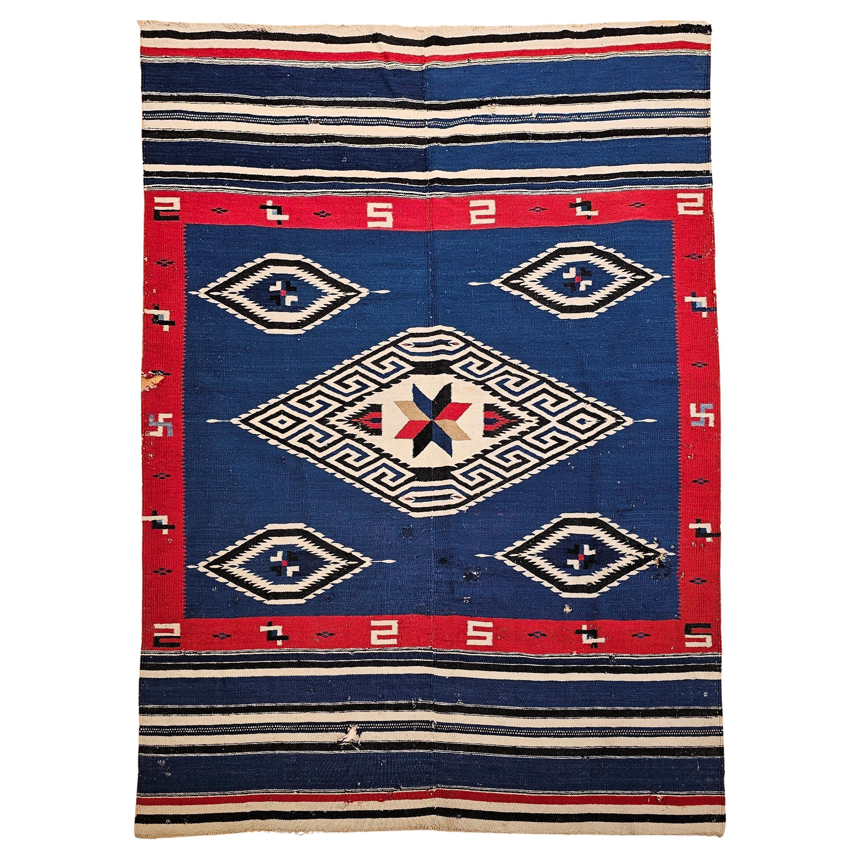 Antiker mexikanischer Saltillo Serape Flachgewebe-Kilim in Königsblau, Rot, Elfenbein