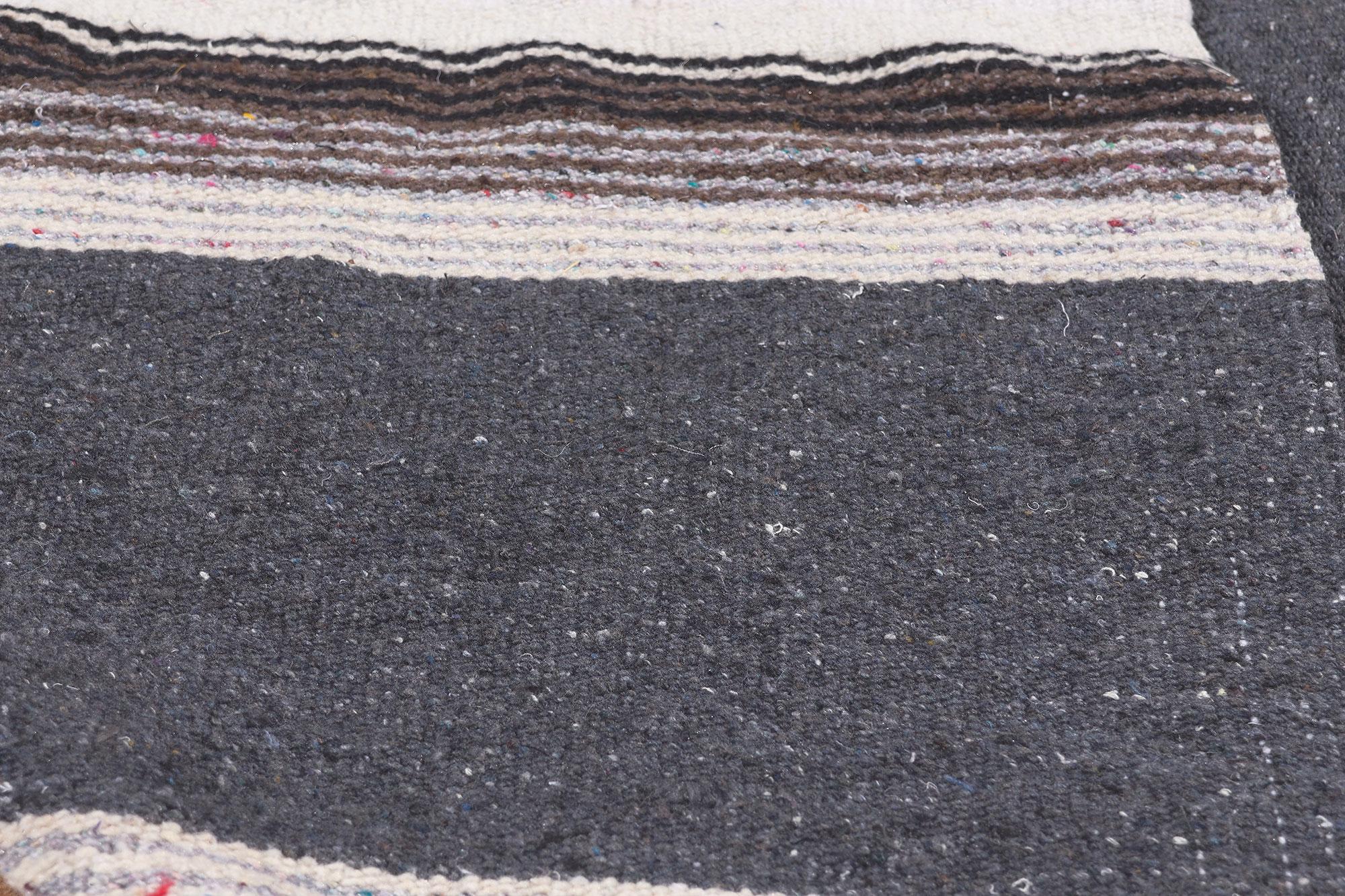 20ième siècle Rug & Kilim Serape Blanket mexicain d'époque au style subtil du sud-ouest en vente