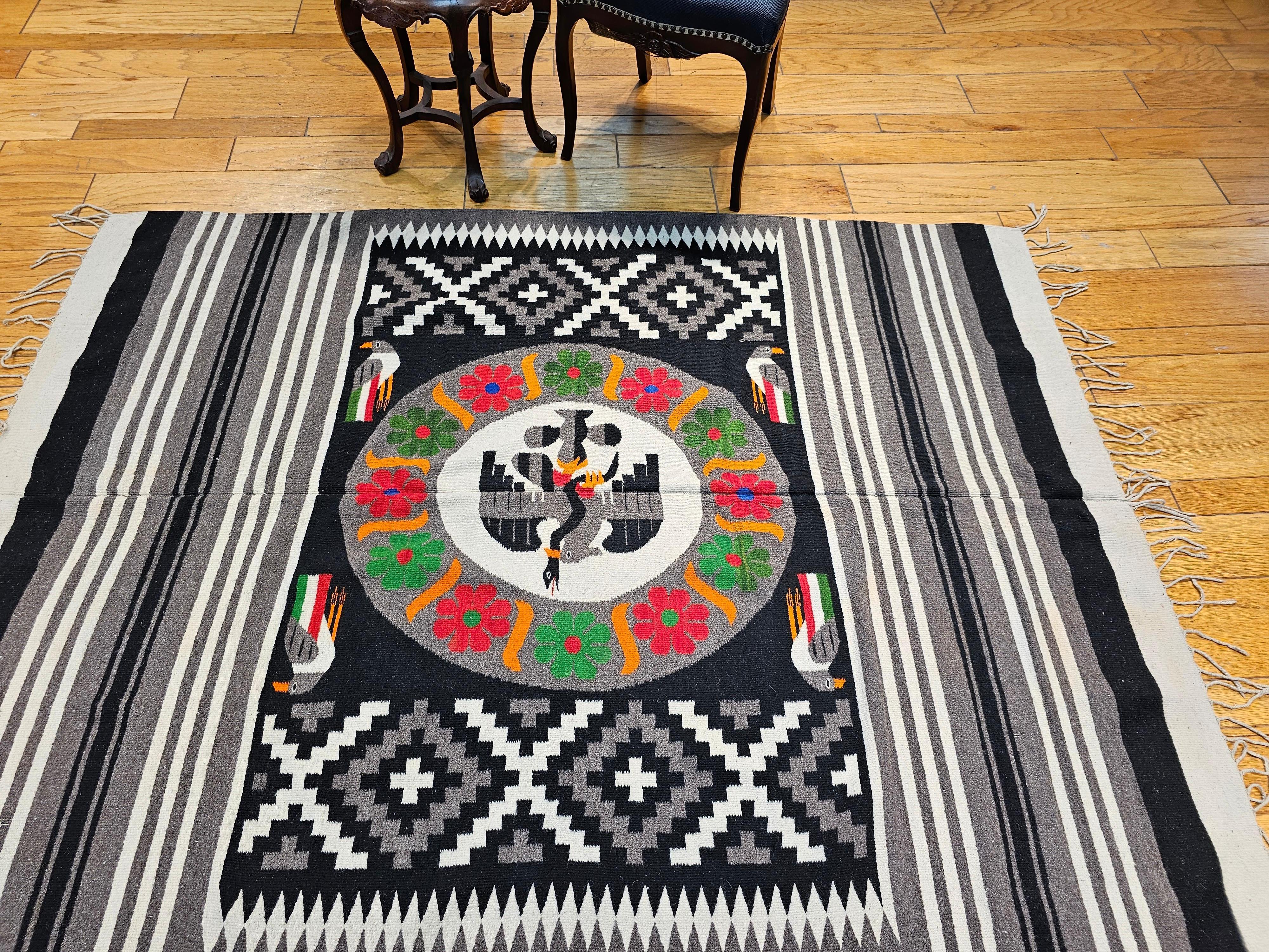 Vintage Mexican Serape Kilim Rug in Gray, Black and Ivory Colors For Sale 8