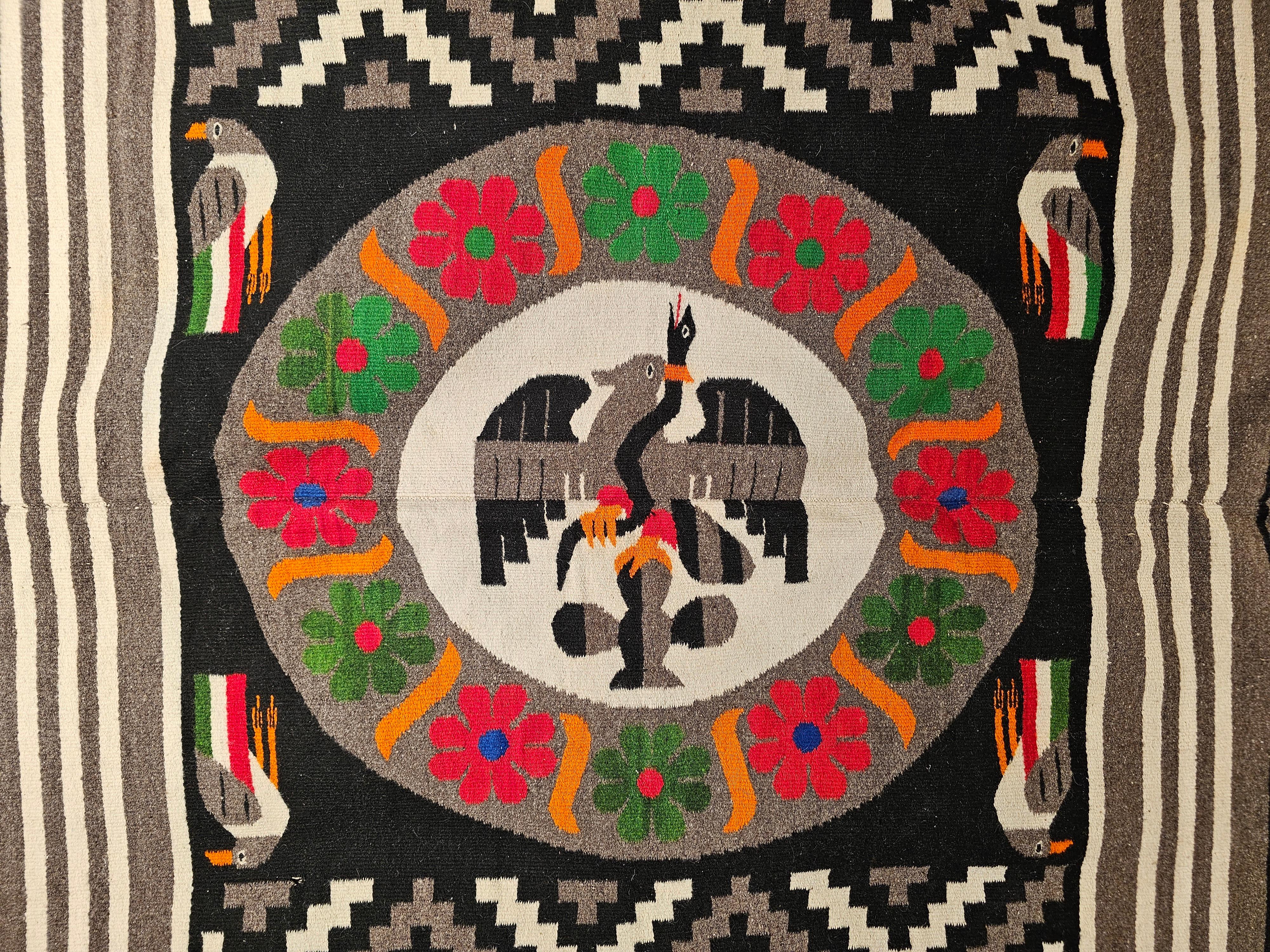Vintage Mexican Serape Kilim Rug in Gray, Black and Ivory Colors In Good Condition For Sale In Barrington, IL