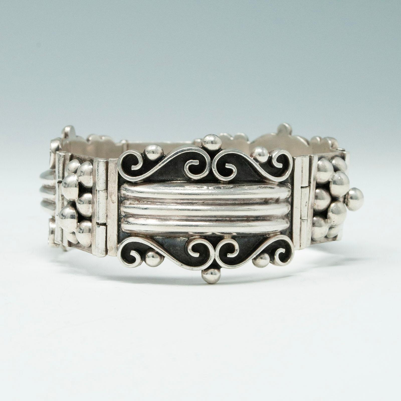 Vintage Mexican Sterling Silver Panel Bracelet For Sale 3