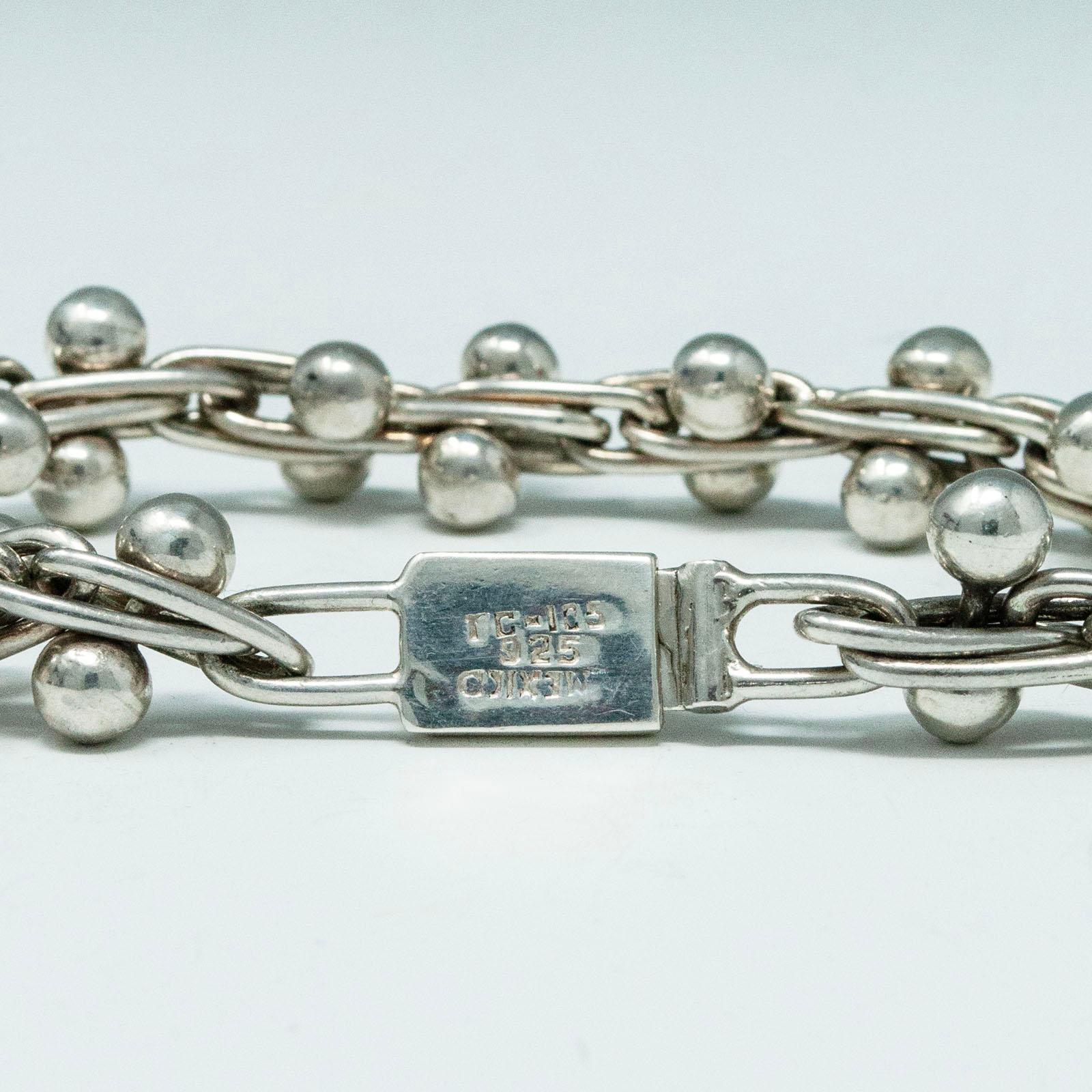 Women's or Men's Vintage Mexican Sterling Silver Peppercorn Chainlink Bracelet For Sale